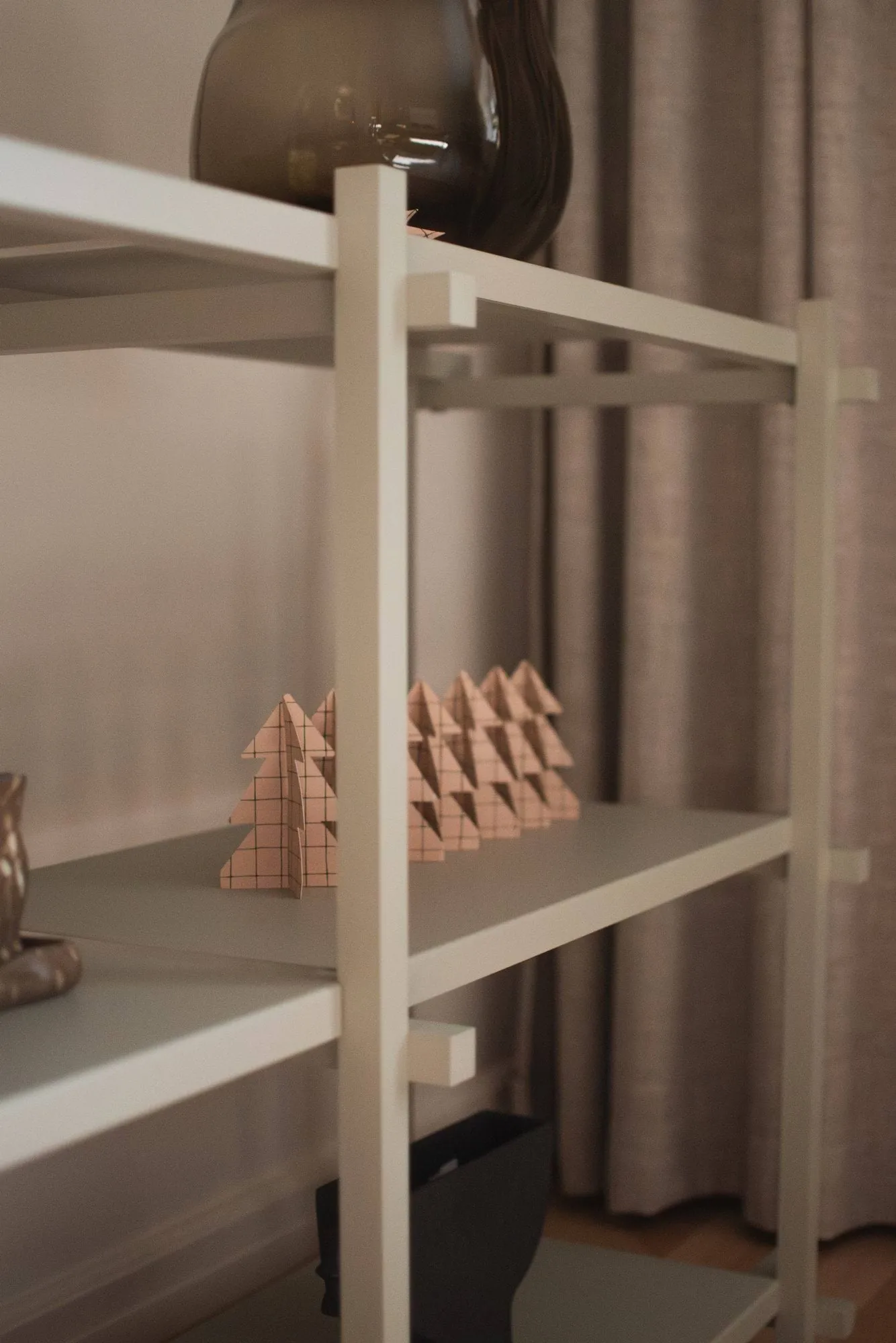 Tree in a row decoração 60 cm, Square sand, 12x60 cm DBKD
