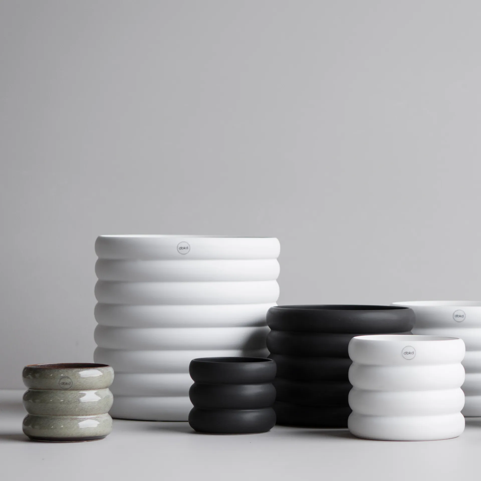 Vaso de flores branco Mud, XL. Ø27 cm DBKD