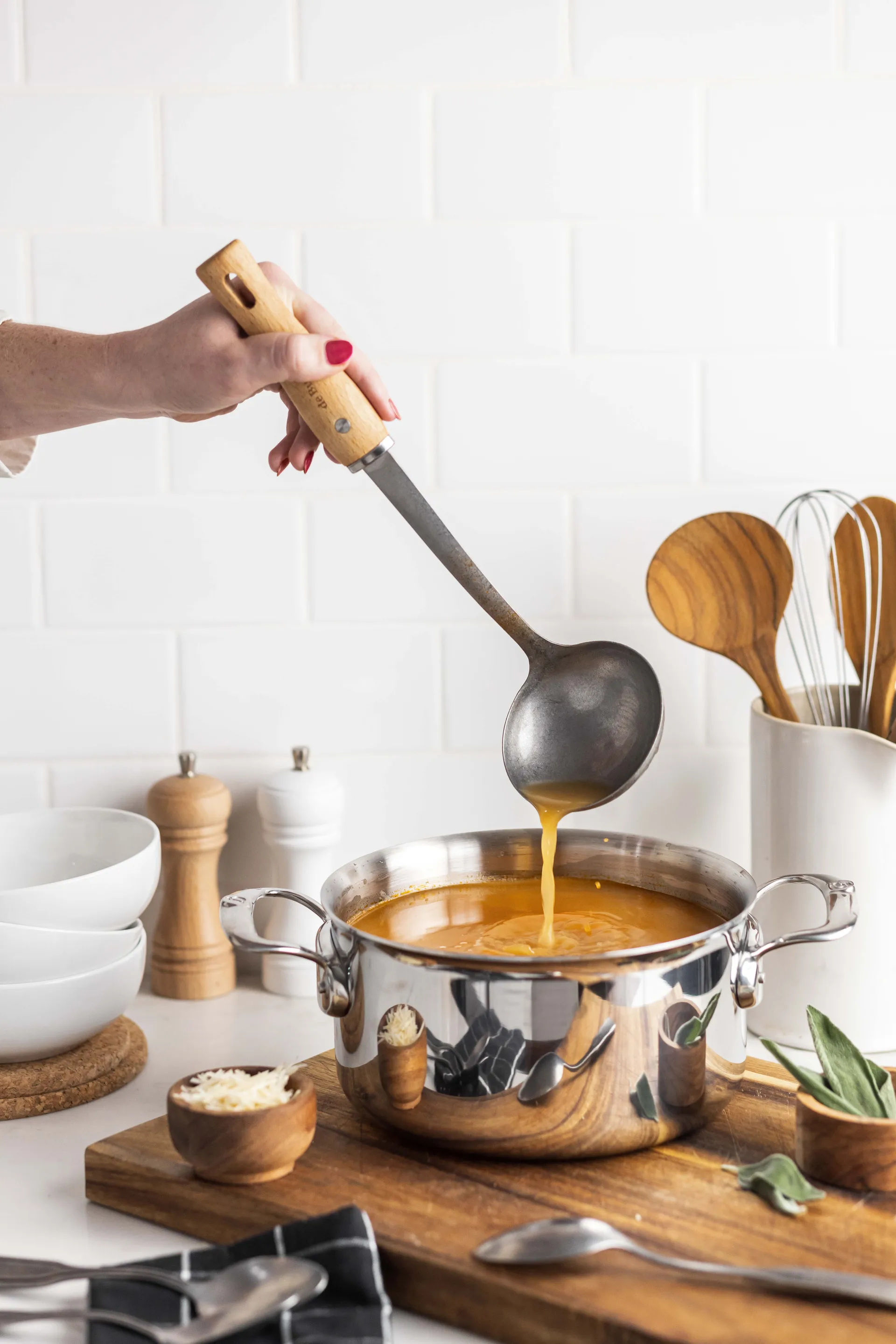 Concha de sopa com pega de madeira De Buyer B Bois, Aço inoxidável De Buyer