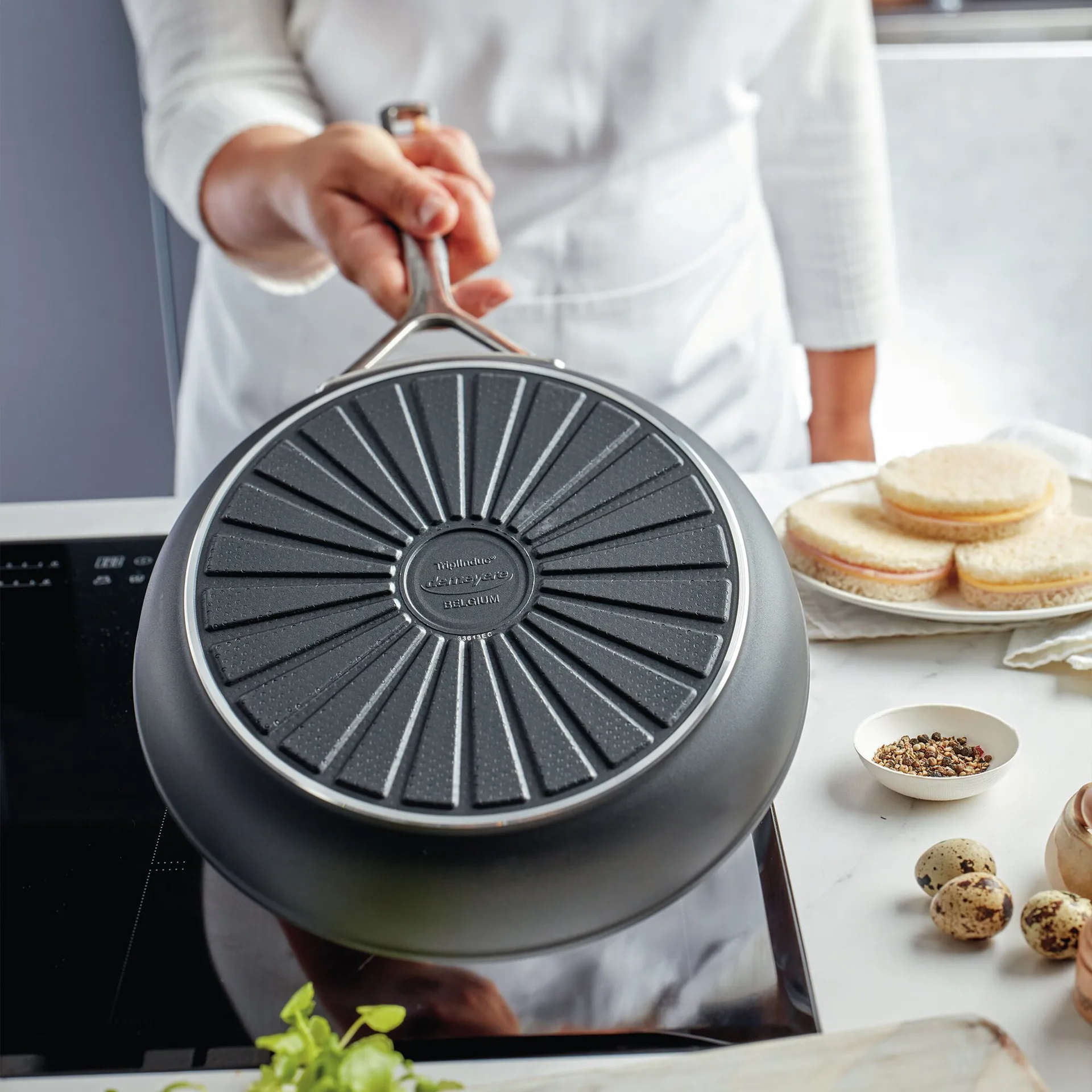 Alu Pro 3 Ceraforce conjunto de frigideiras cerâmico 5-camadas, 2 peças Demeyere