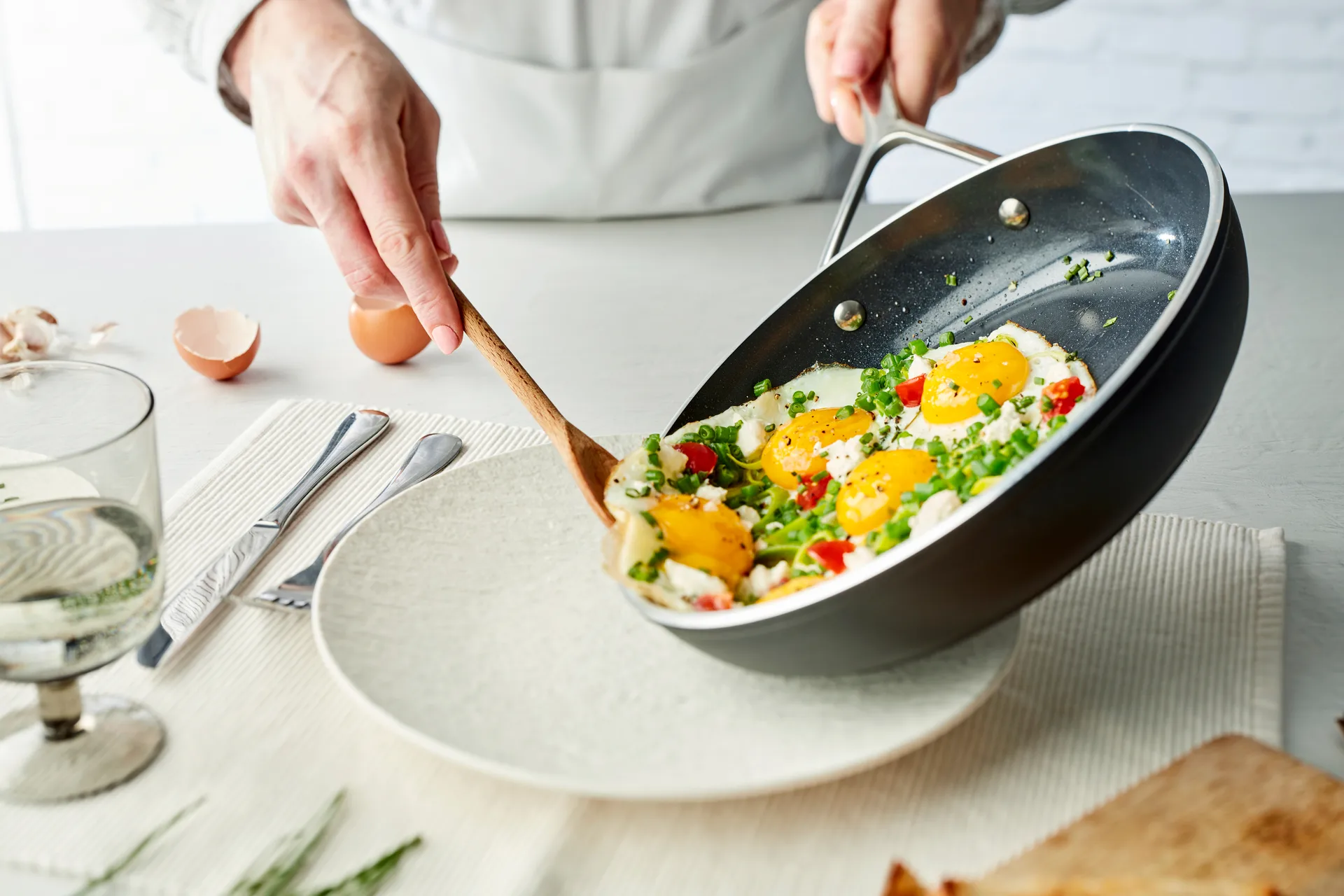 Alu Pro 5 Ceraforce frigideira cerâmica 5-camadas, Ø28 cm Demeyere