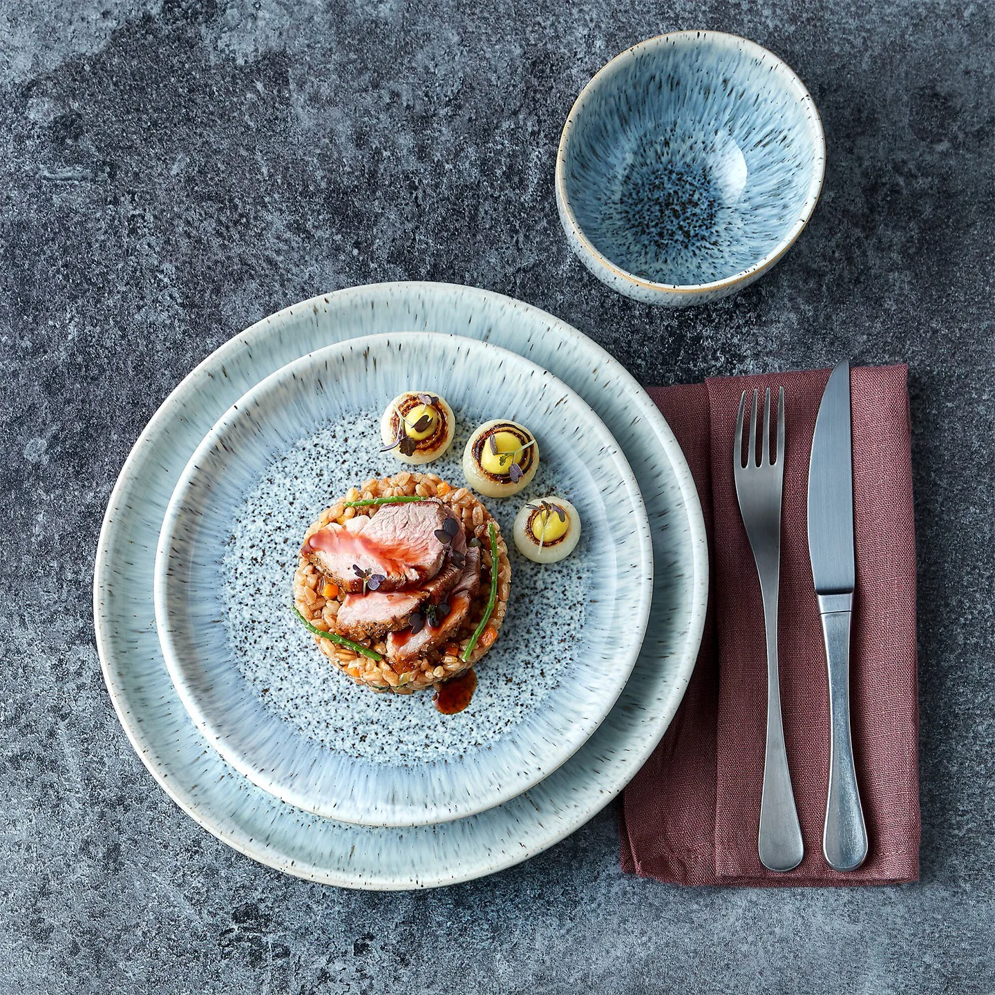 Prato Halo Speckle coupe 21 cm, Cinzento-castanho Denby