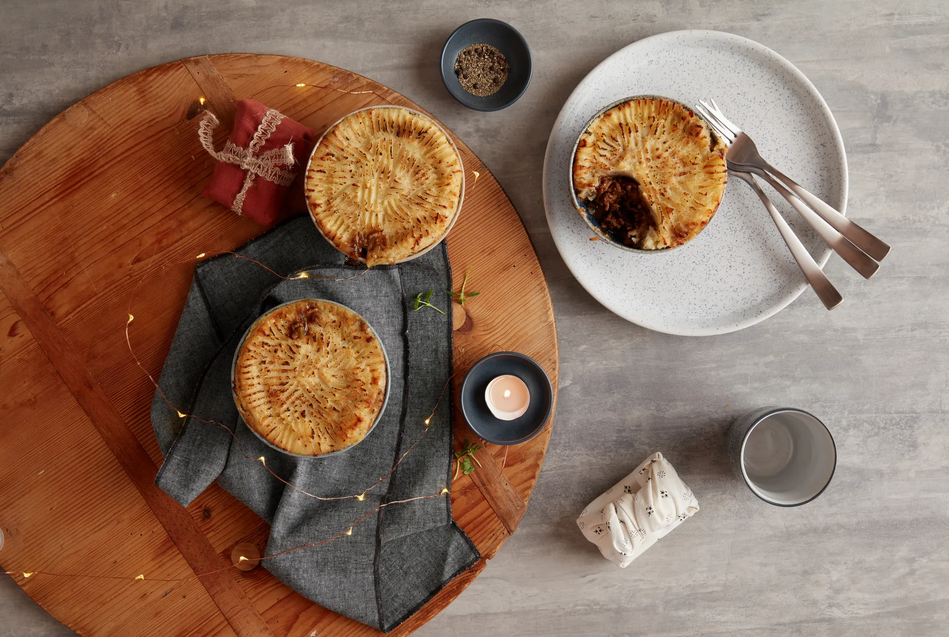 Prato Studio Blue coupe 26 cm, Giz Denby