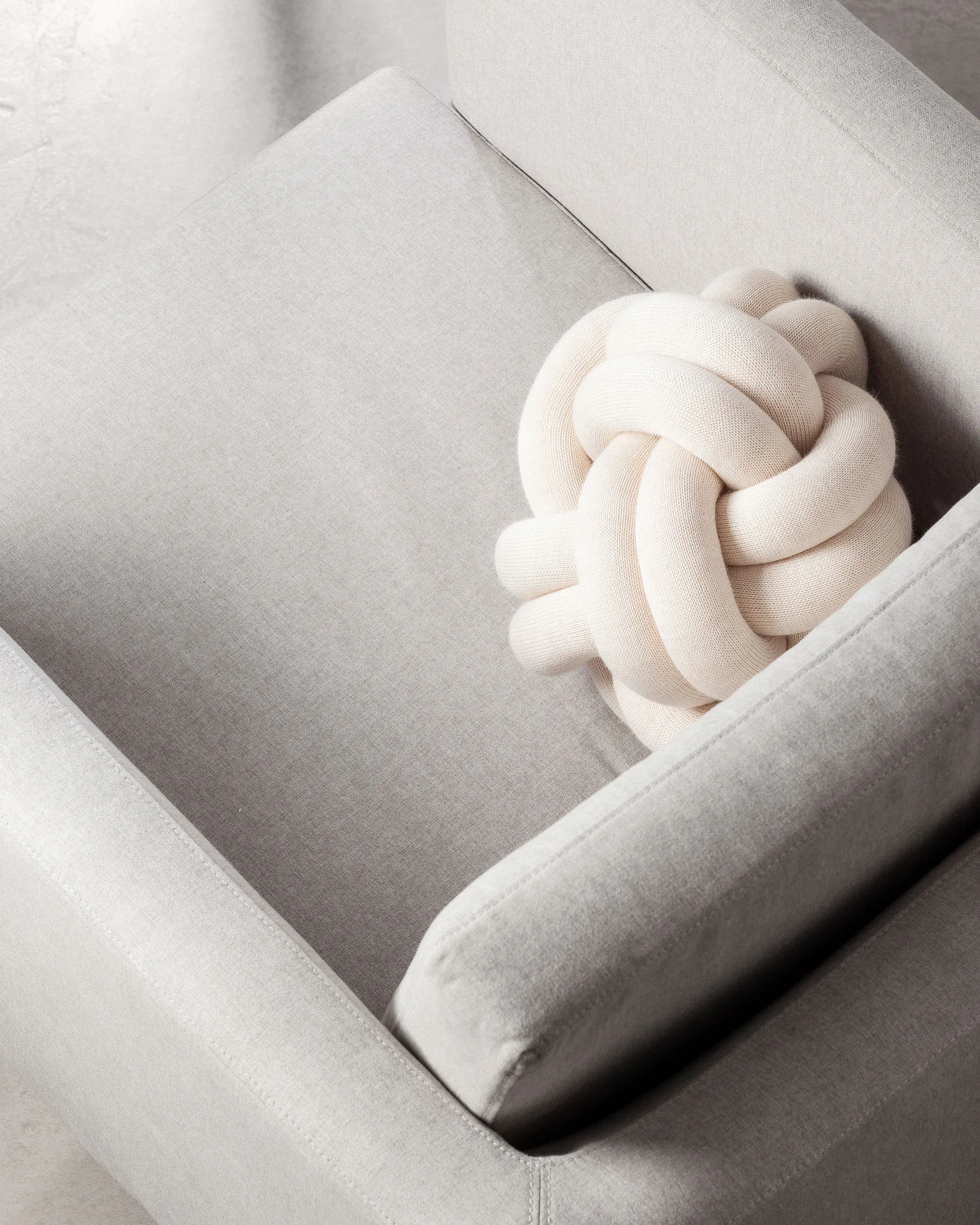 Almofada Knot, cream Design House Stockholm