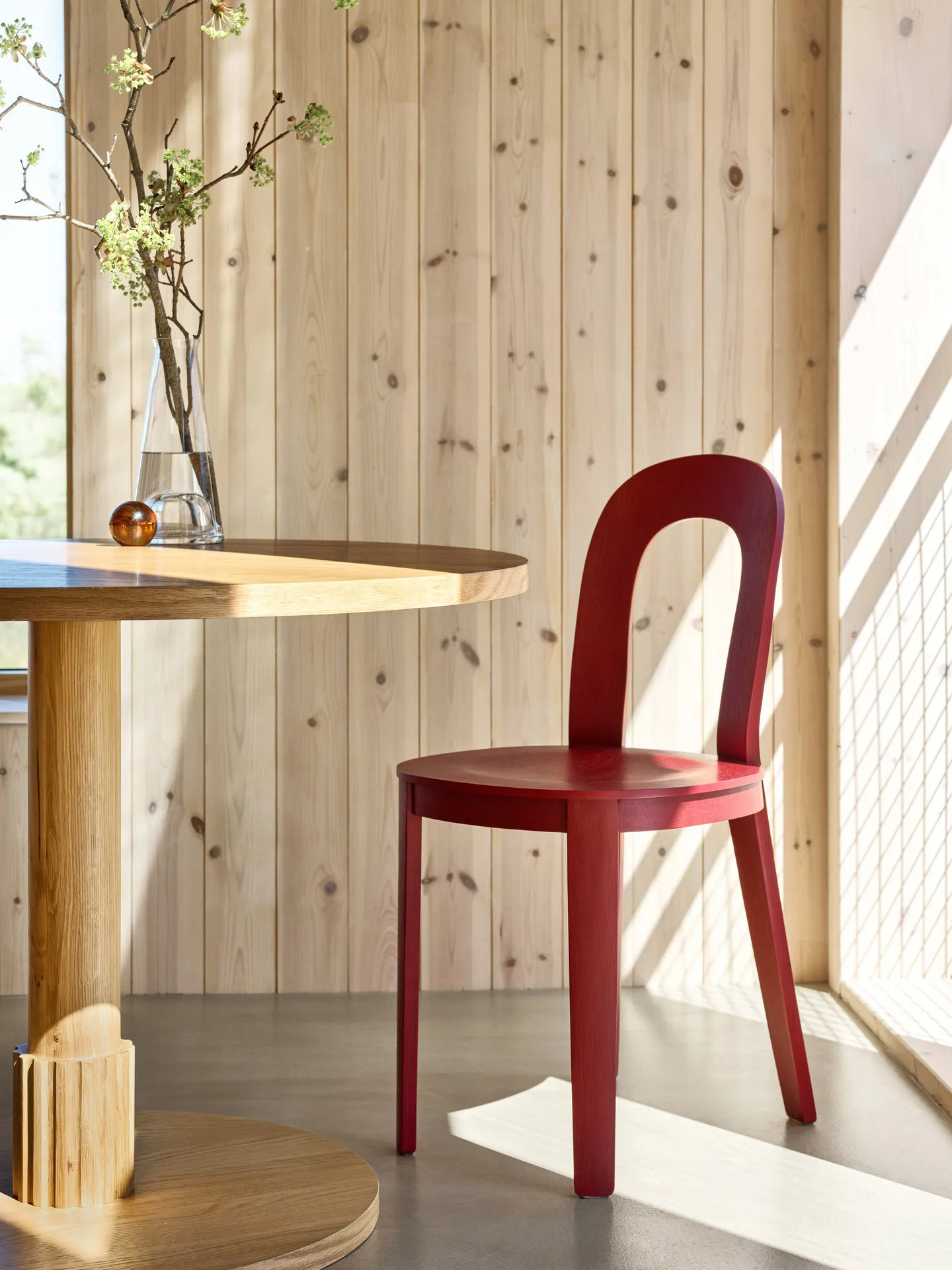 Cadeira Olivia, Red Design House Stockholm
