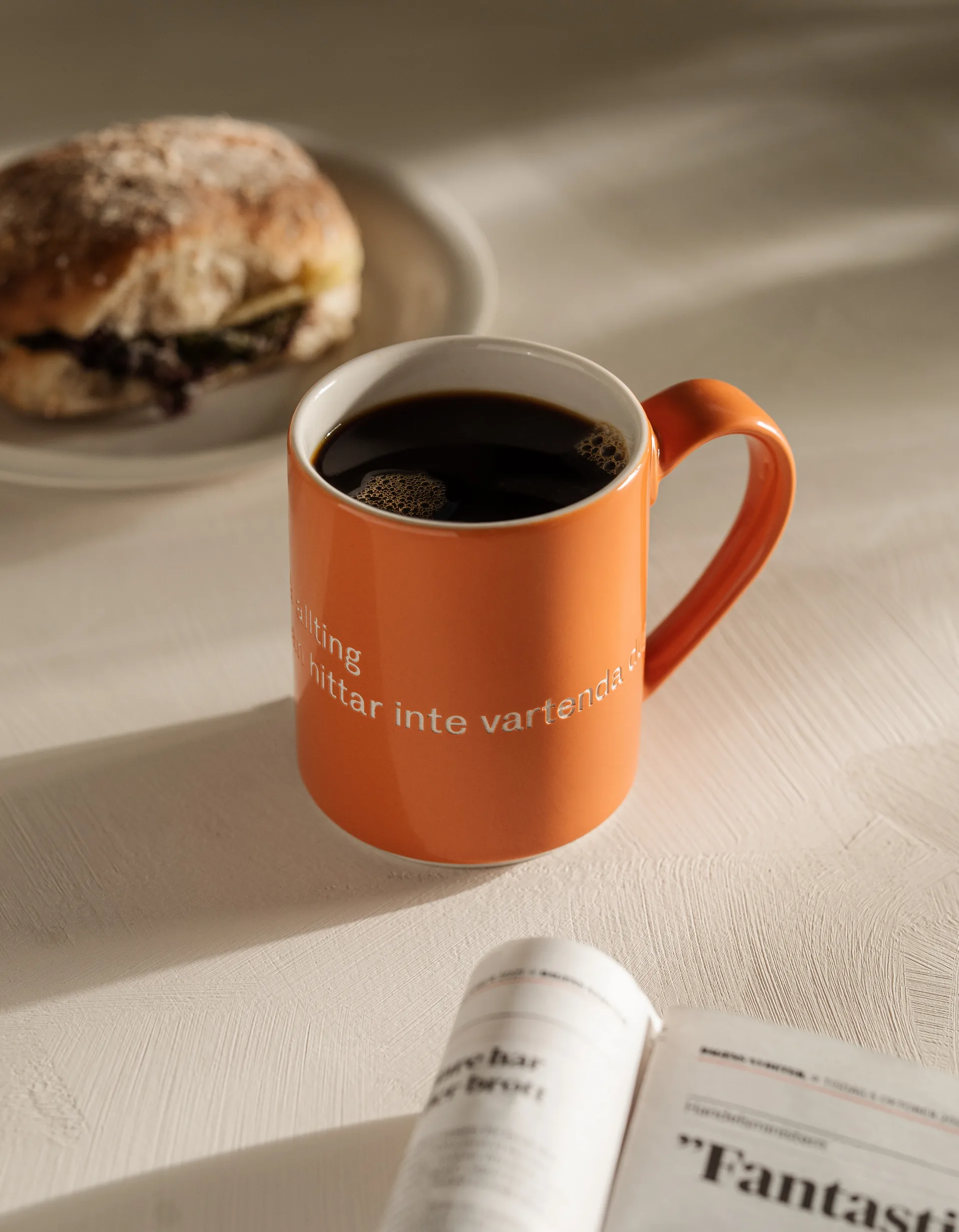 Caneca Astrid Lindgren, Det är ingen ordning…, Texto em sueco Design House Stockholm