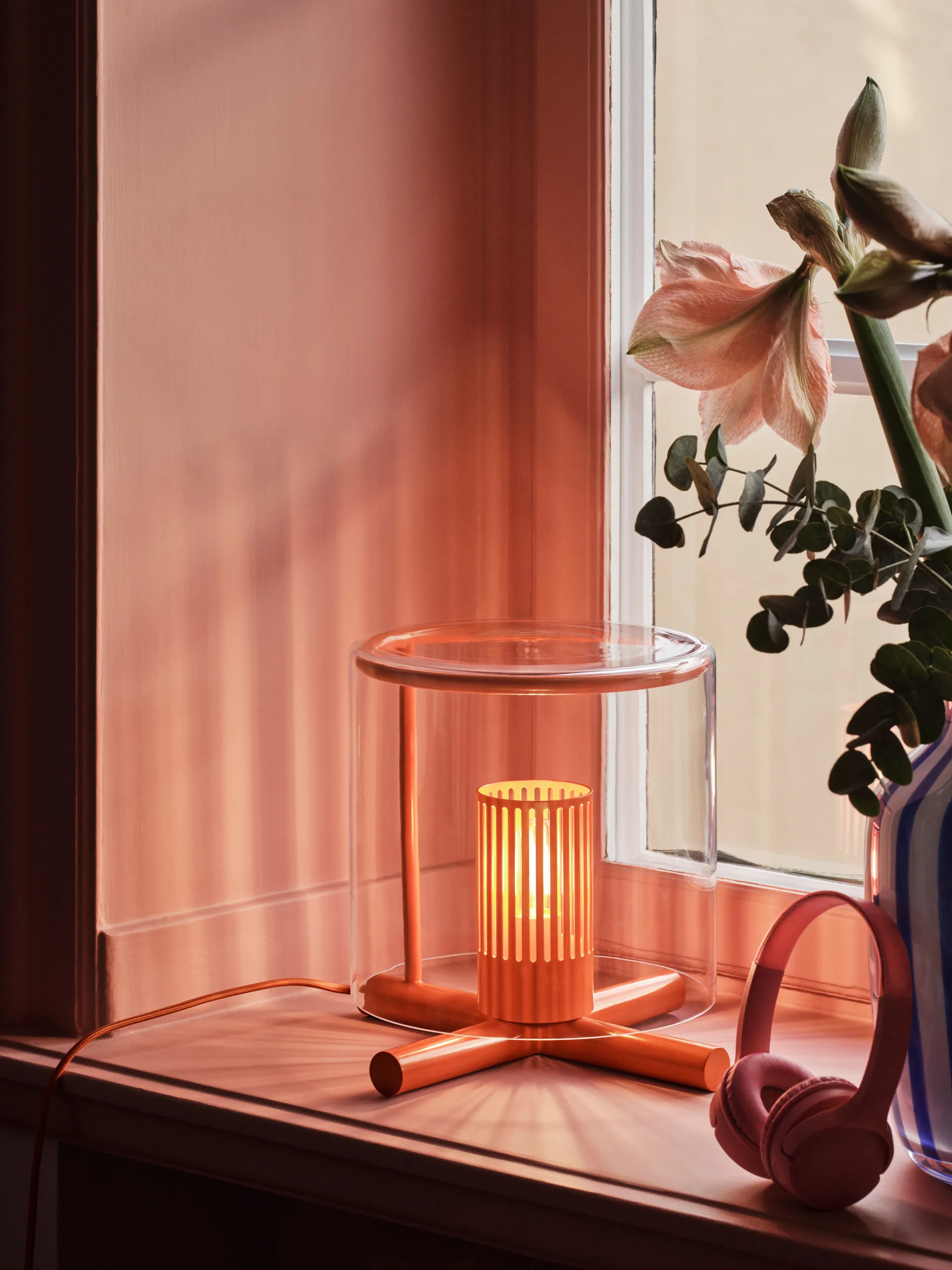 Fire Place candeeiro de mesa, Vermelho Design House Stockholm