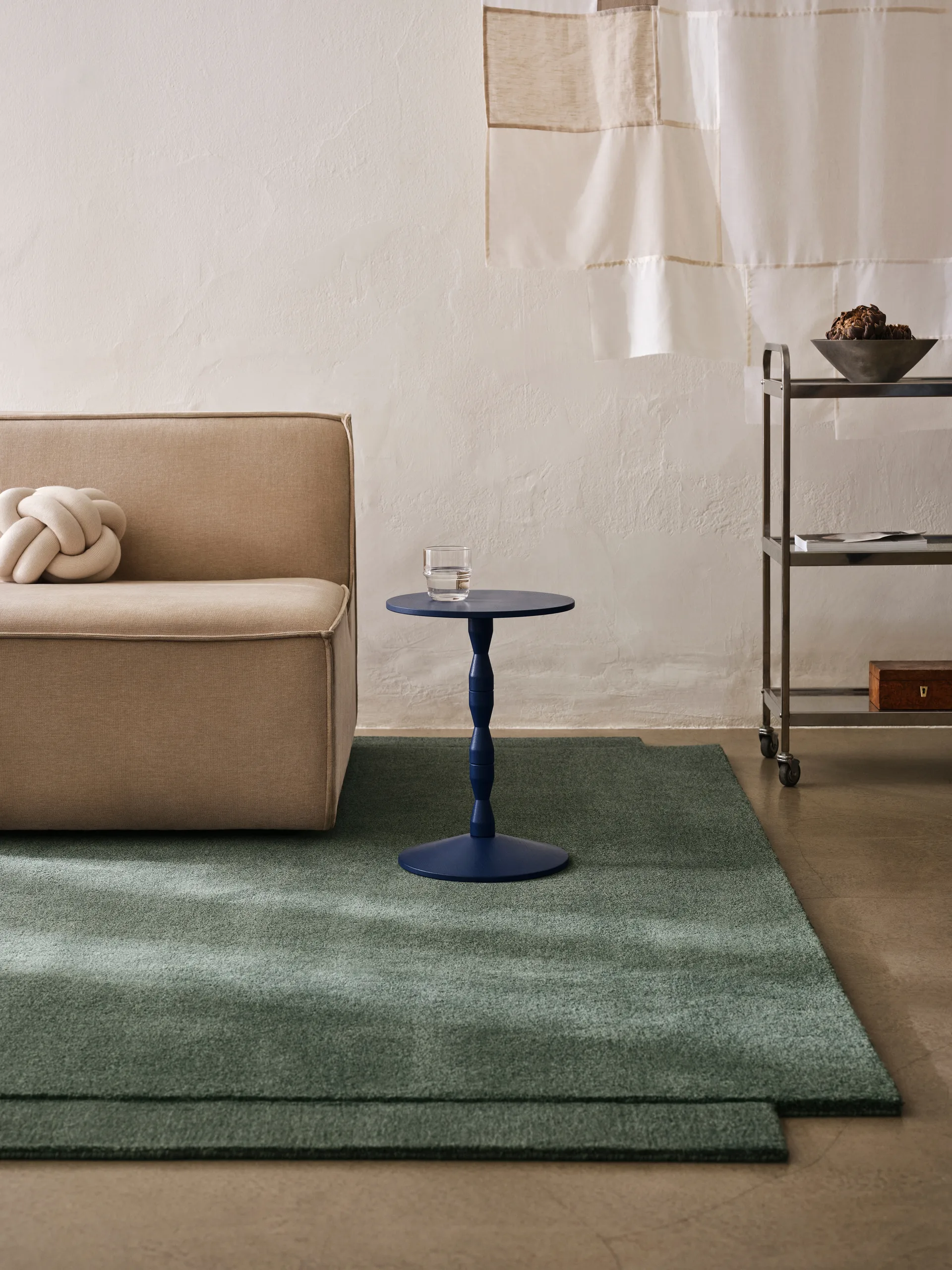 Mesa Pedestal Ø31x67,5 cm, Azul Design House Stockholm