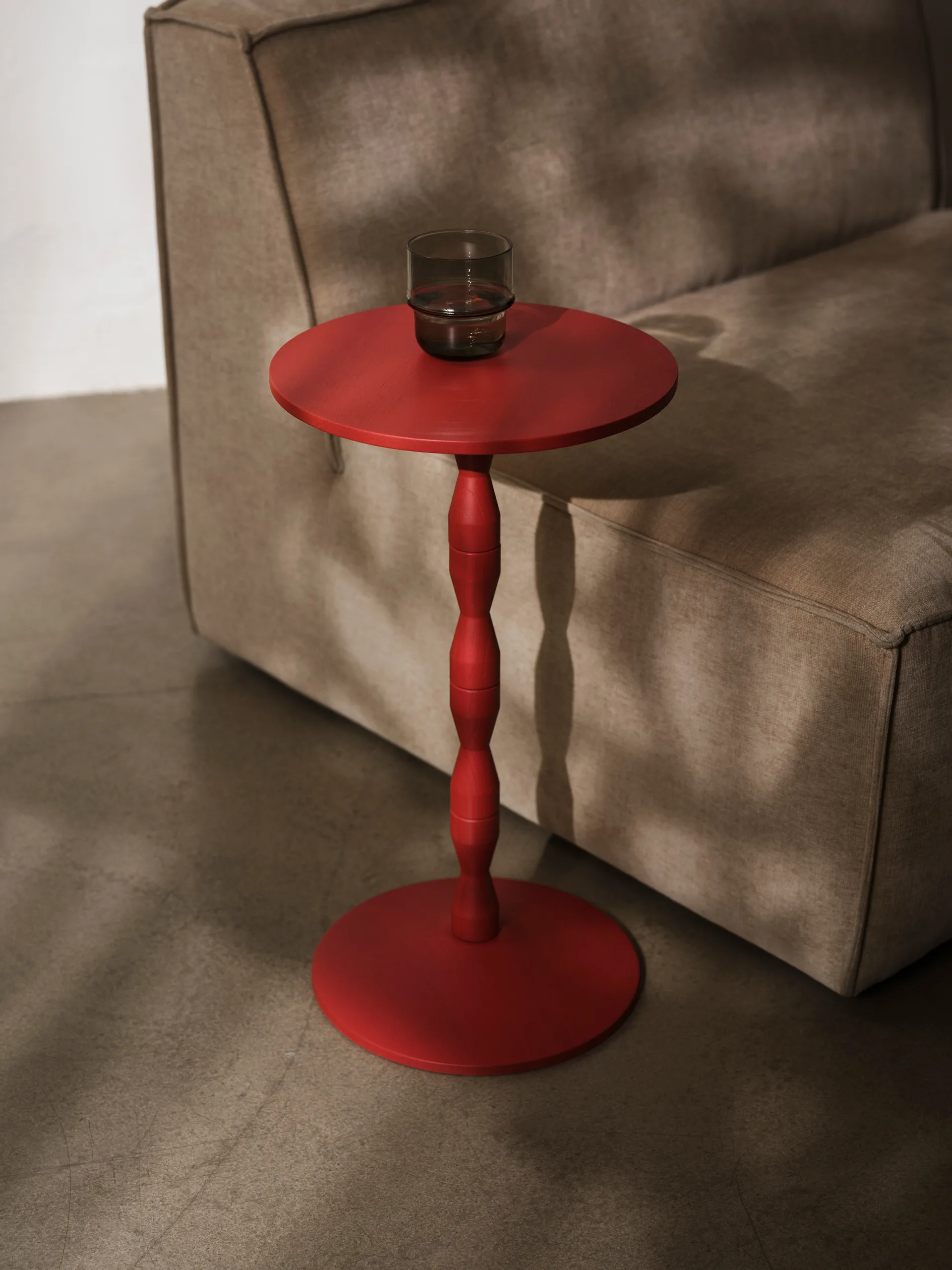 Mesa Pedestal Ø31x67,5 cm, Vermelho Design House Stockholm
