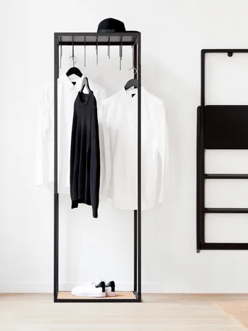 Step escada - Black-stained - Design House Stockholm