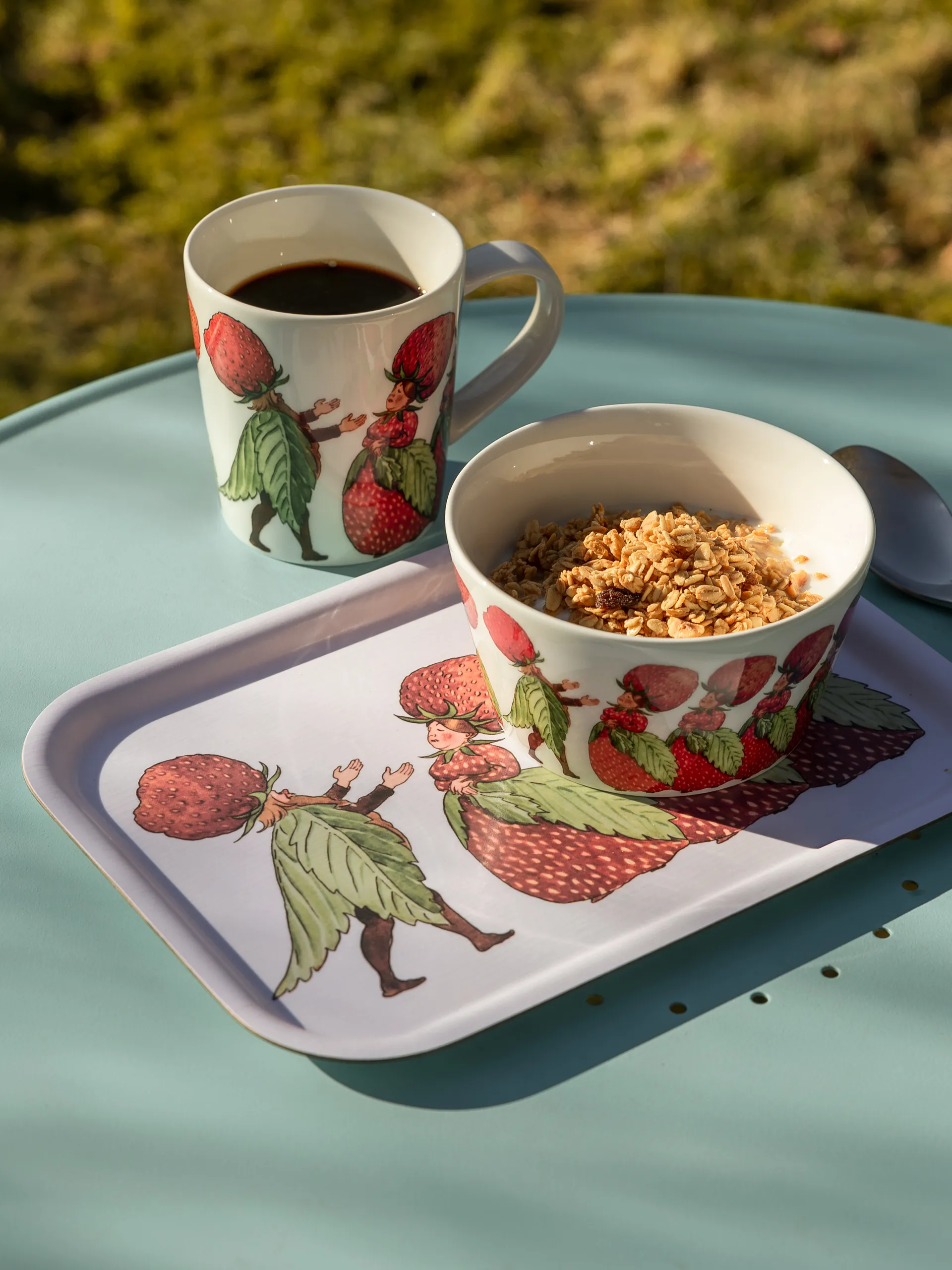 The Strawberry Family bandeja 20x27 cm, Branco Design House Stockholm