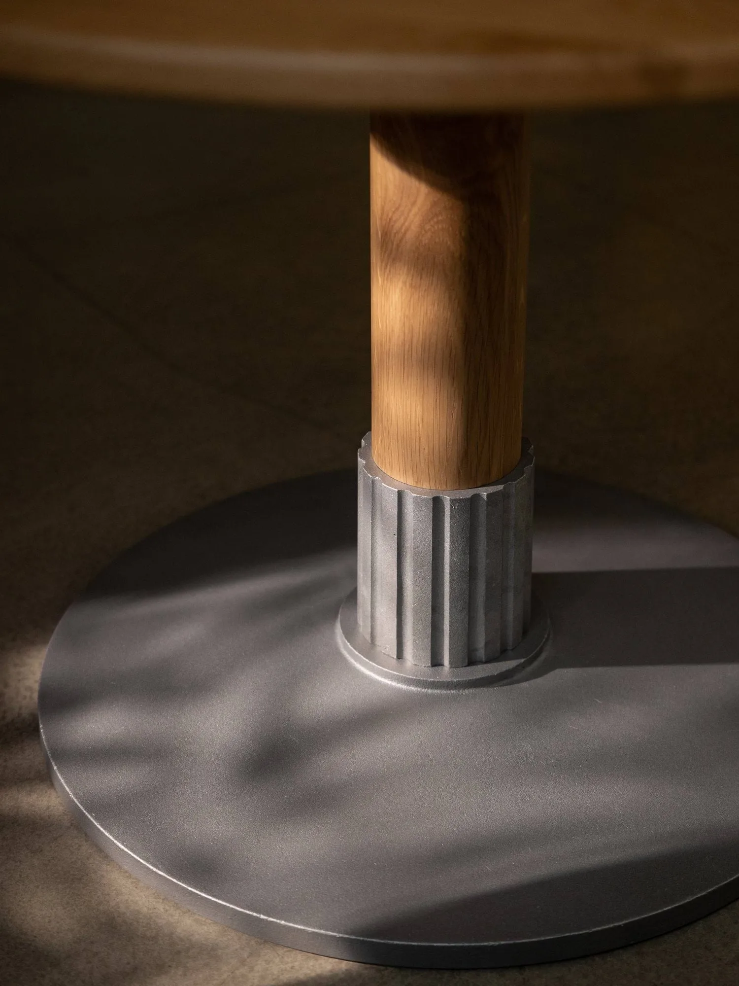 Tock Table mesa de jantar, Carvalho, Ø110x76 cm Design House Stockholm