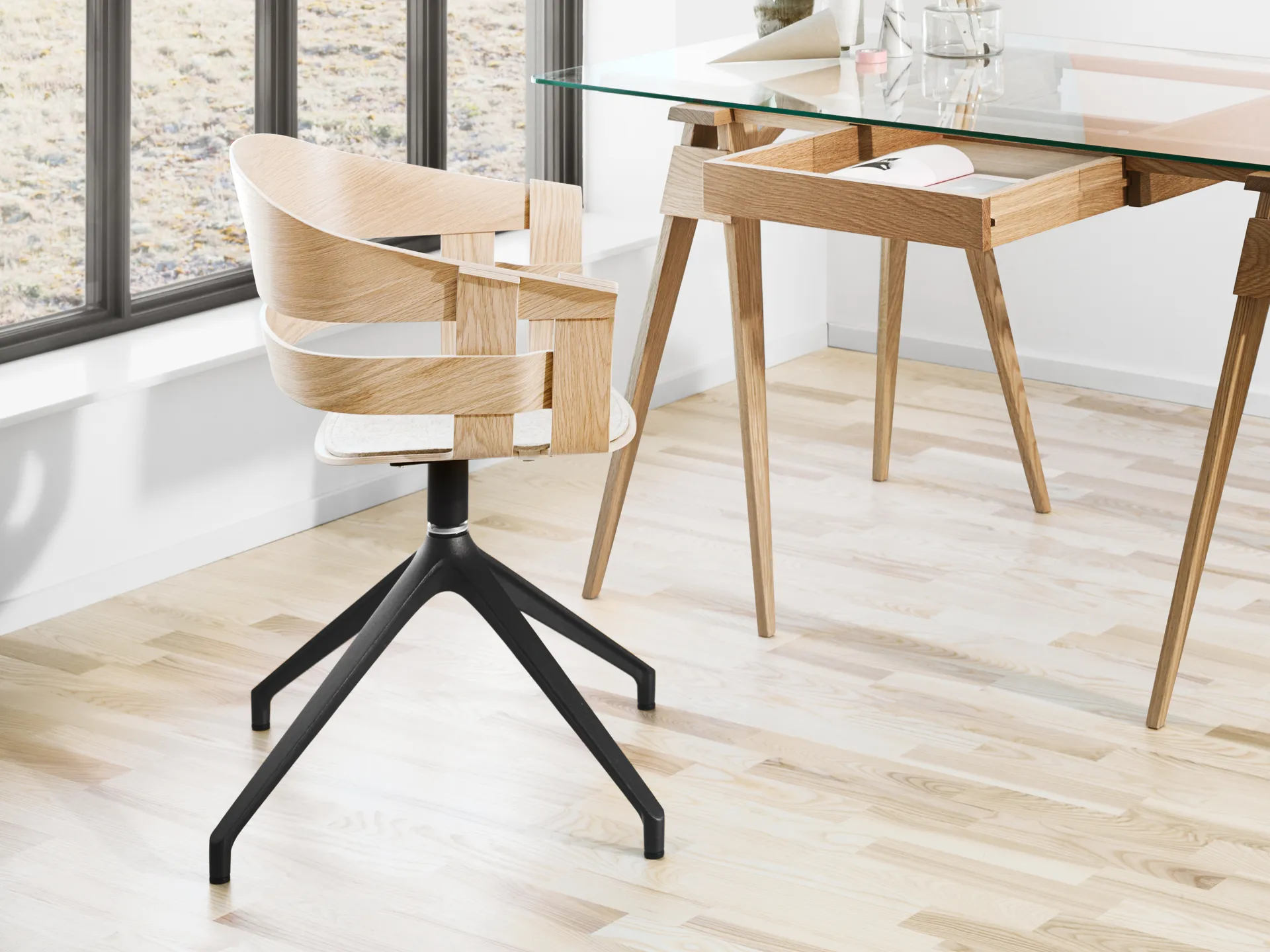 Wick Chair cadeira de escritório, Carvalho - pés cinza em metal Design House Stockholm