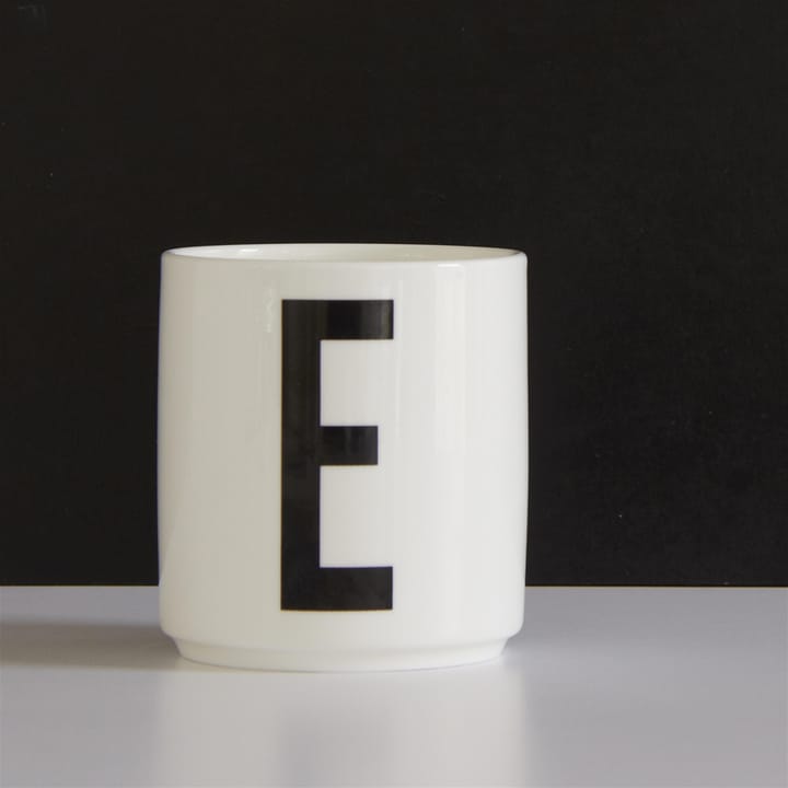 Chávena Design Letters , E Design Letters