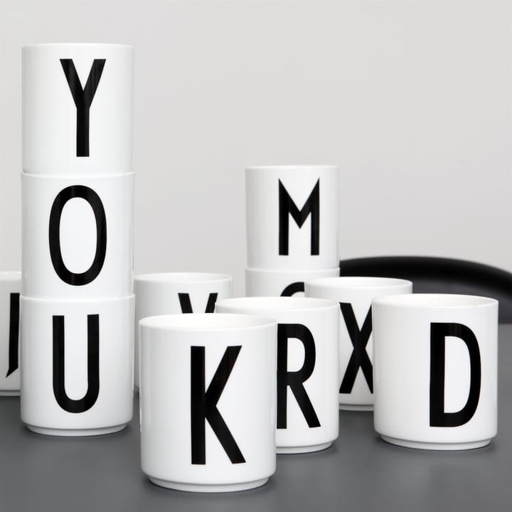 Chávena Design Letters , R Design Letters