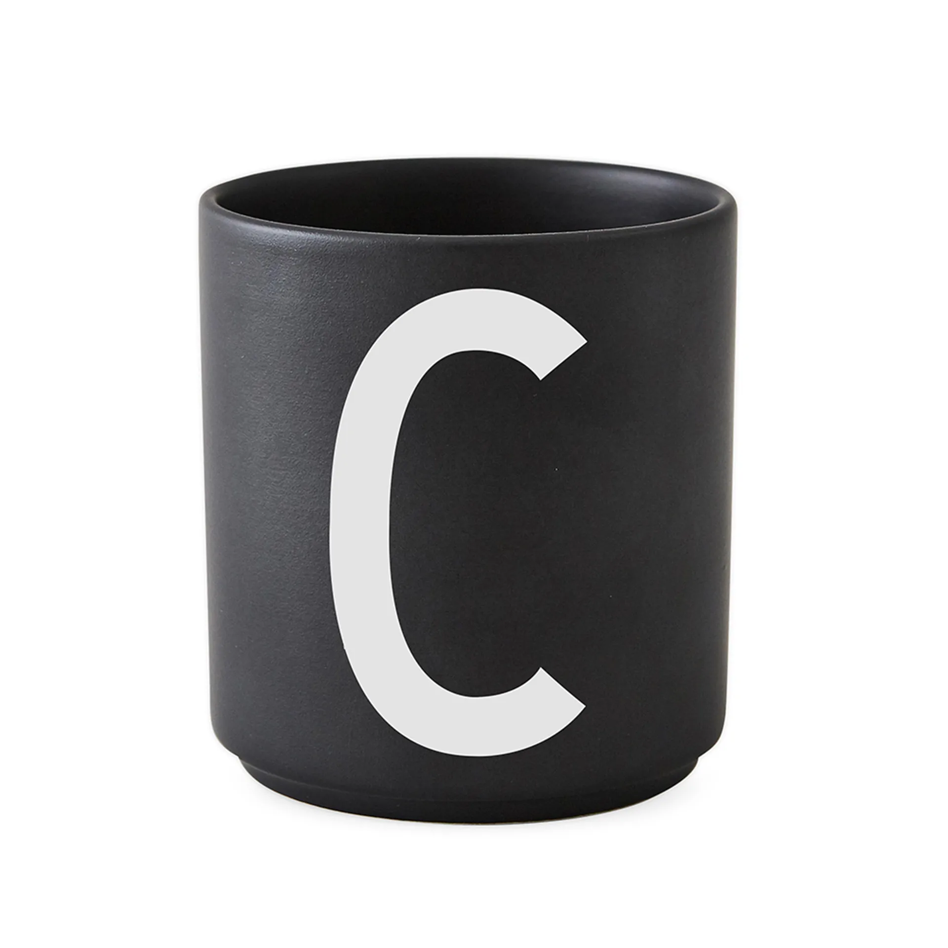Chávena preta Design Letters , C Design Letters
