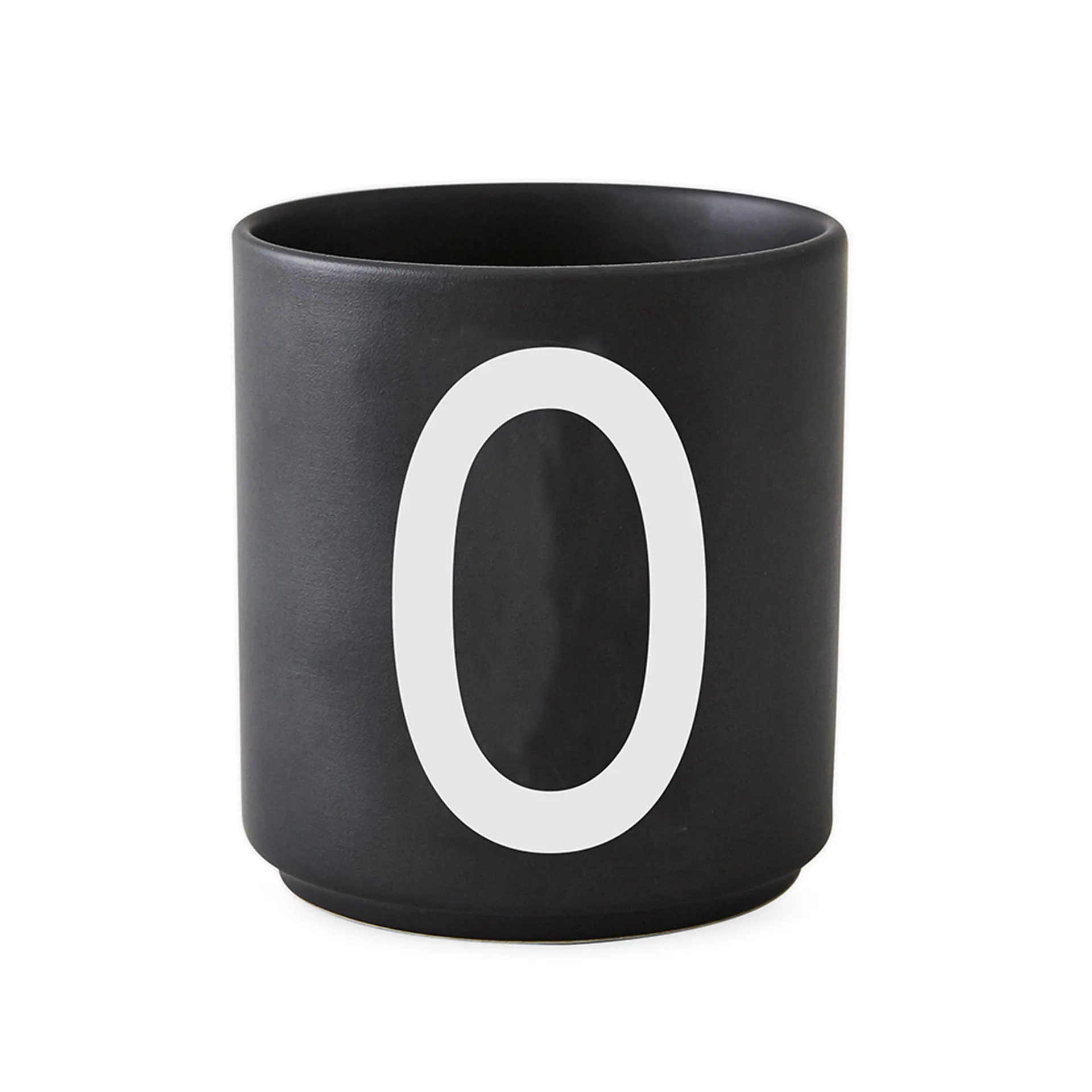 Chávena preta Design Letters , O Design Letters