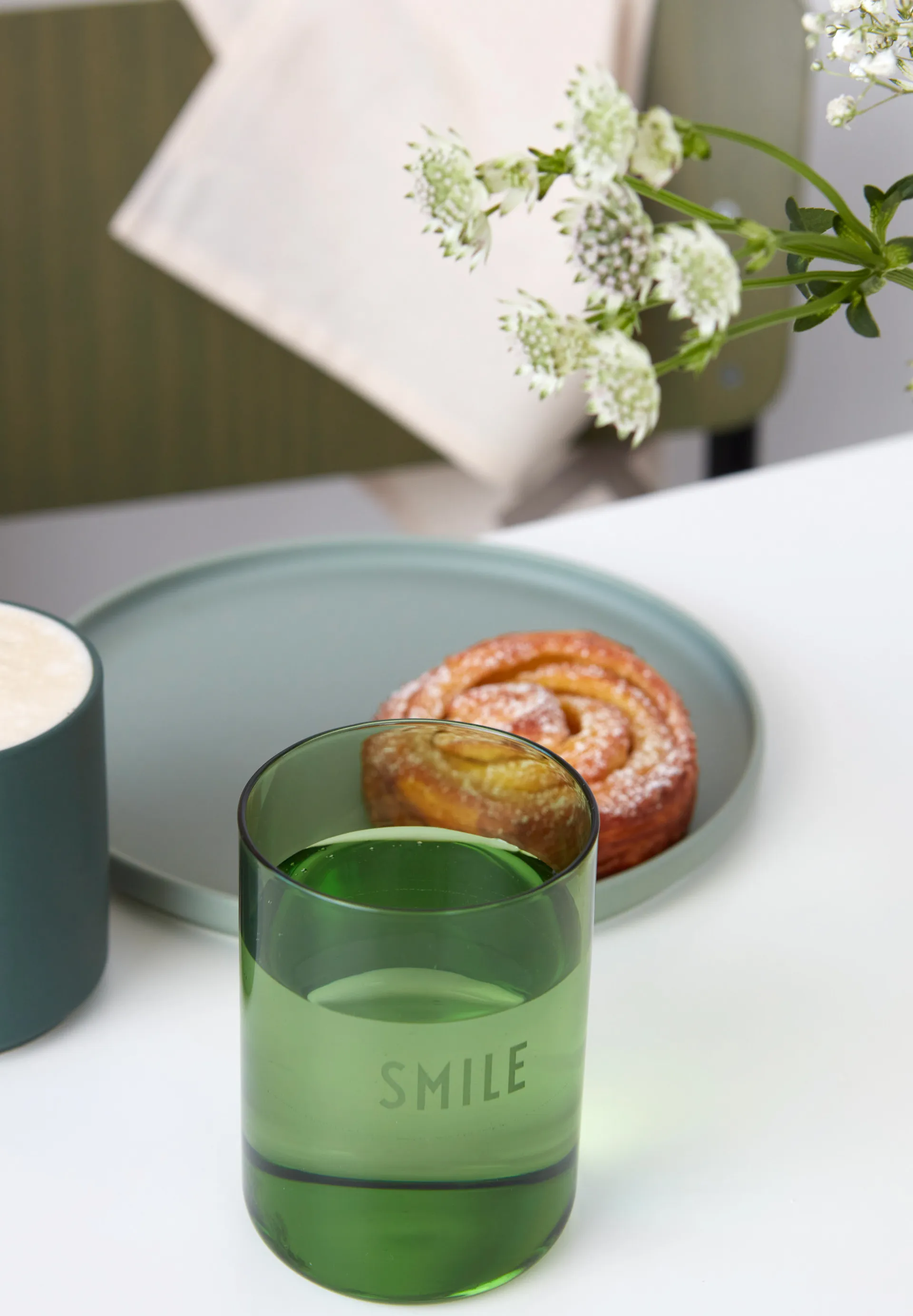 Copo favourite Design Letters 35 cl, Smile-green Design Letters