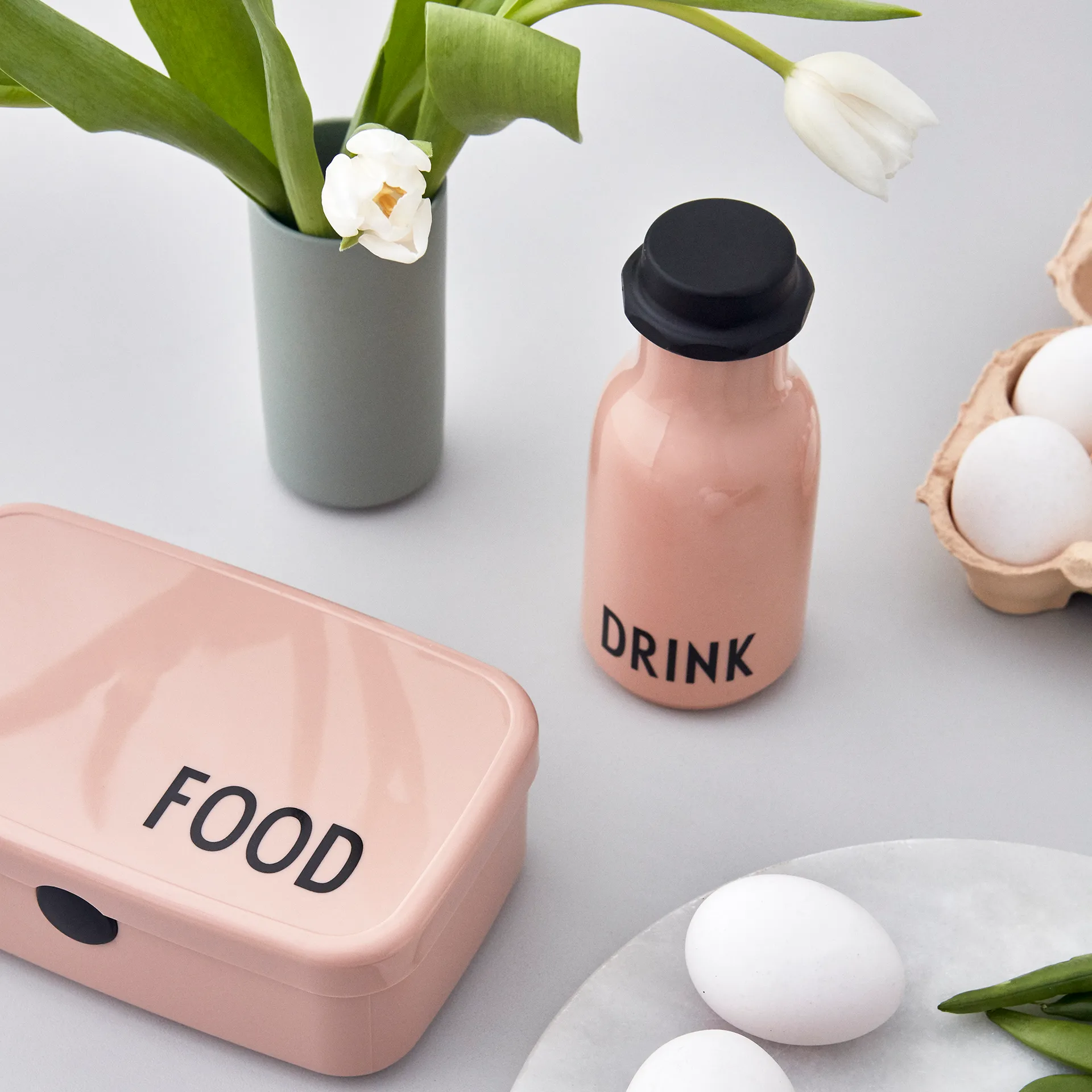 Garrafa de criança Design Letters, nude Design Letters