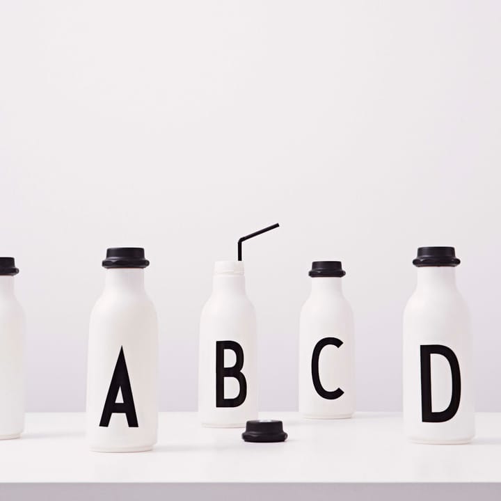 Garrafa Design Letters, I Design Letters