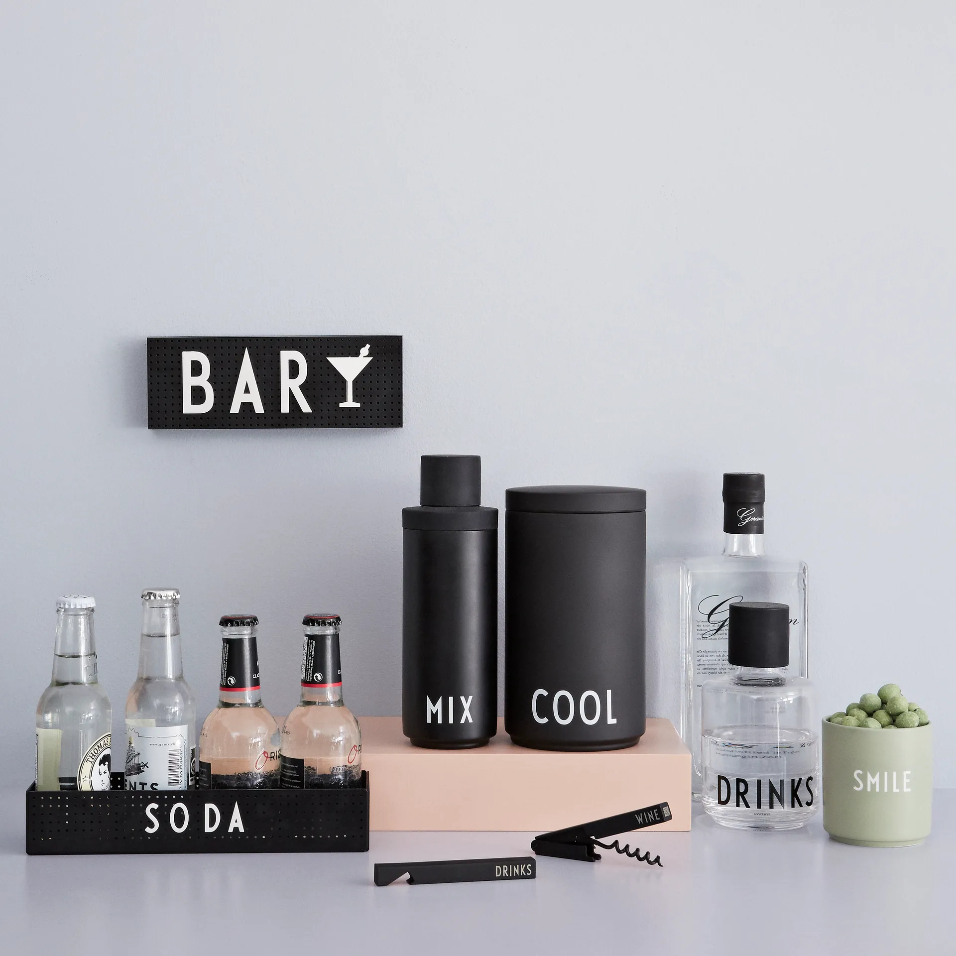 Letras pequenas Design Letters, preto Design Letters