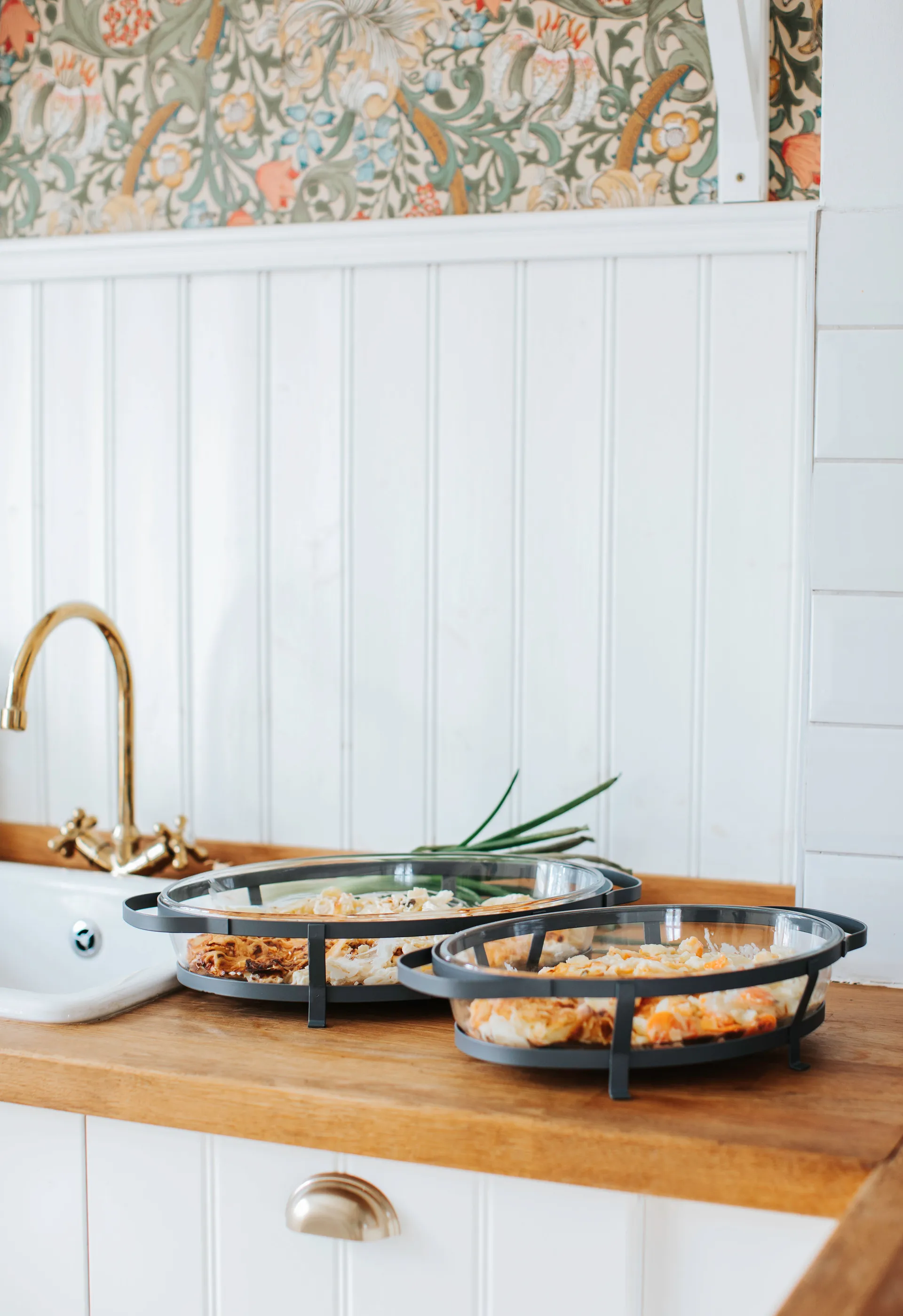 Assadeira de vidro com suporte Grace, 2 L Dorre