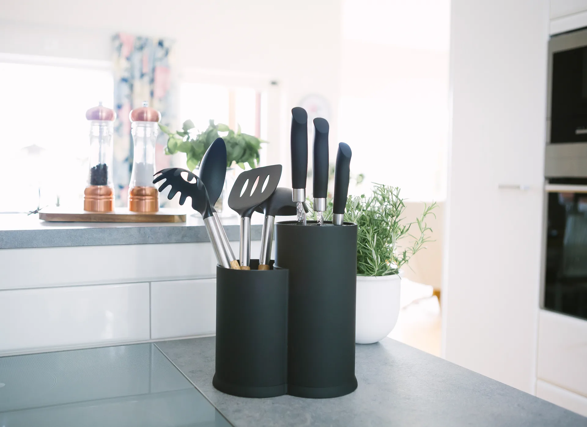 Bloco para facas e suporte para utensílios de cozinha Vida 23 cm, Preto Dorre