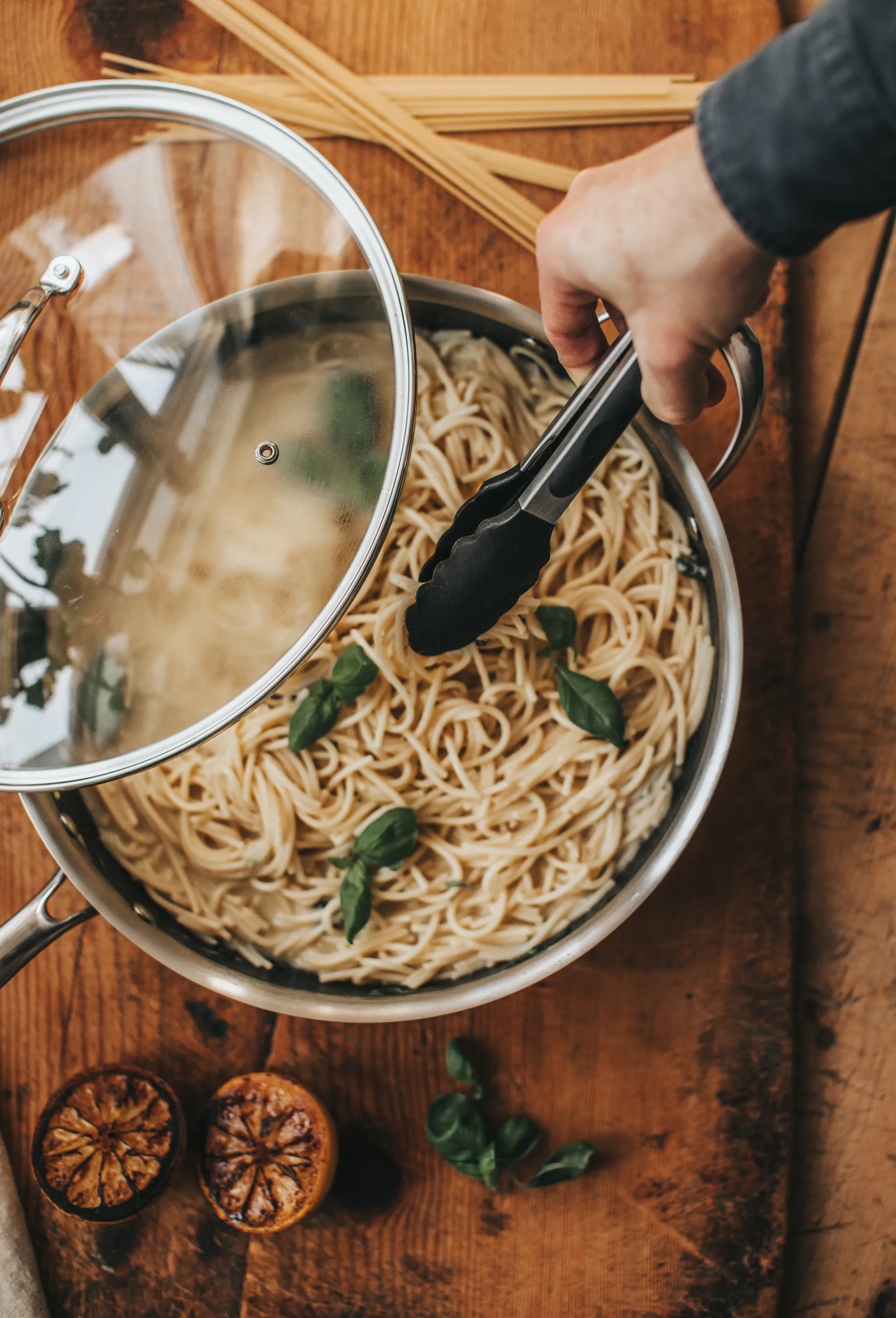Kiah pinça de cozinha com proteção de silicone preta, Aço inoxidável Dorre