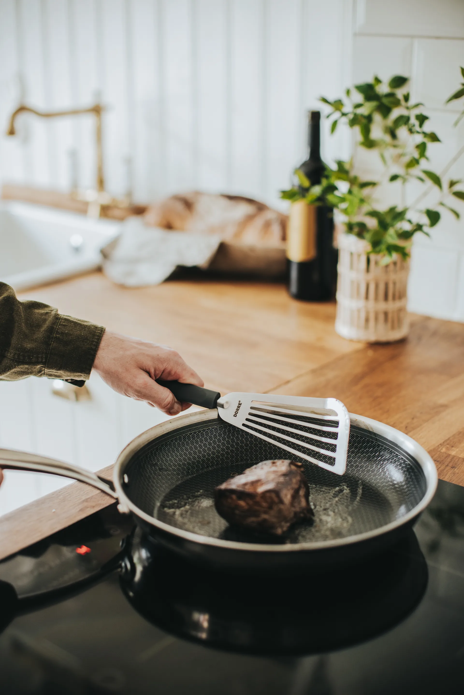 Saira espátula de cozinha 33x8,5x1,8 cm, Aço inoxidável–alça de silicone cinza Dorre