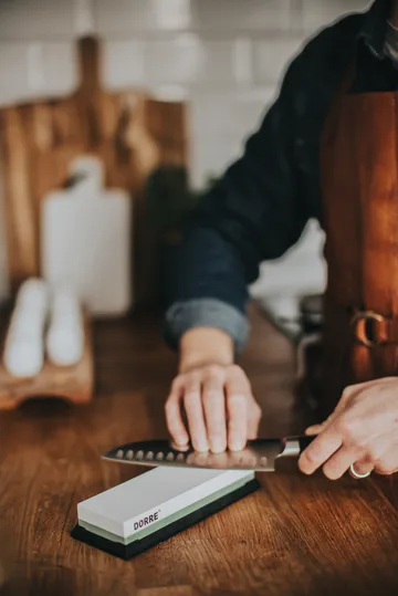 Suri pedra de afiar com base de borracha 18x6x3 cm - 1000/3000 grão - Dorre