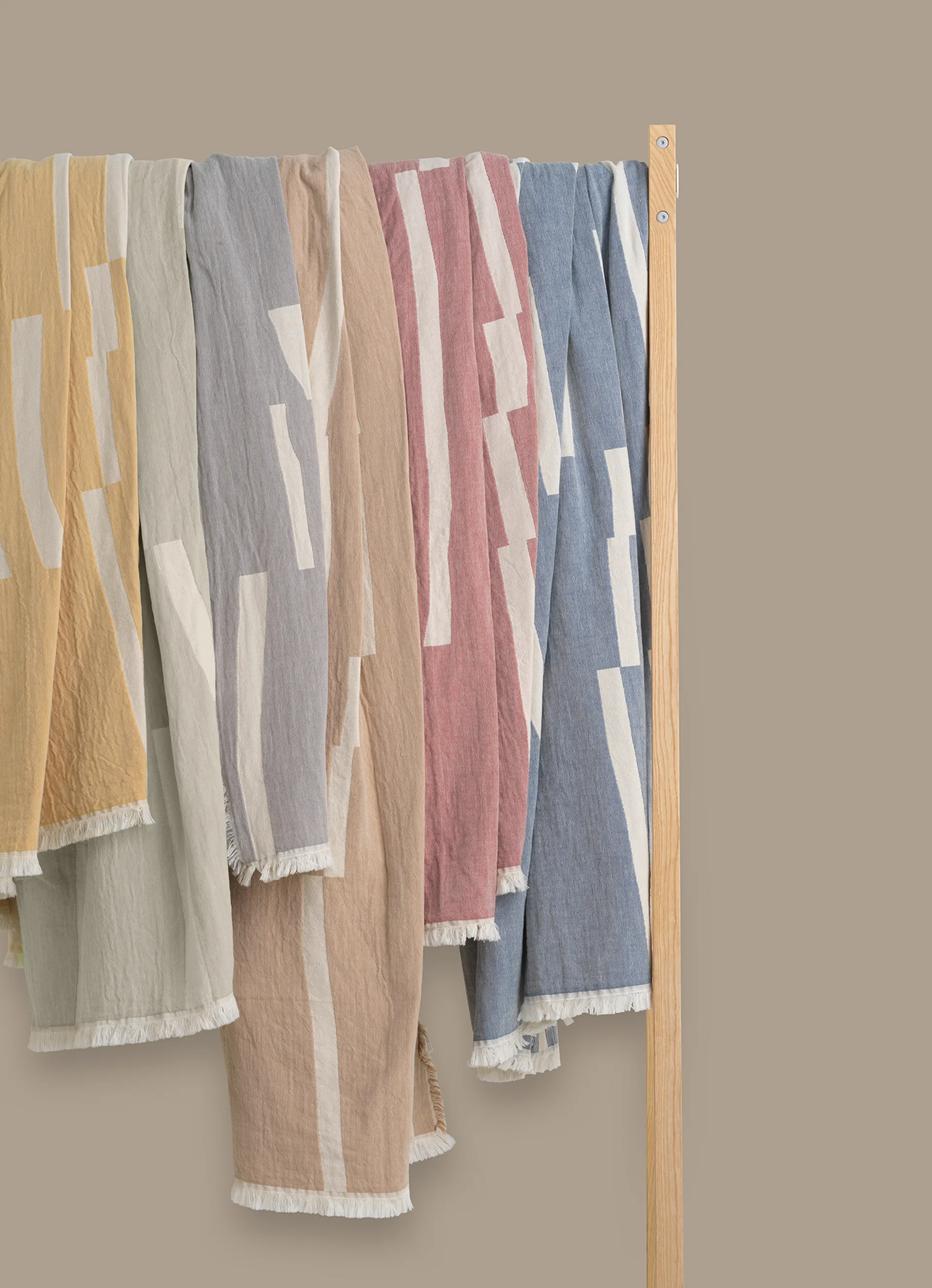 Manta Lyme Grass 130x180 cm, bege Elvang Denmark