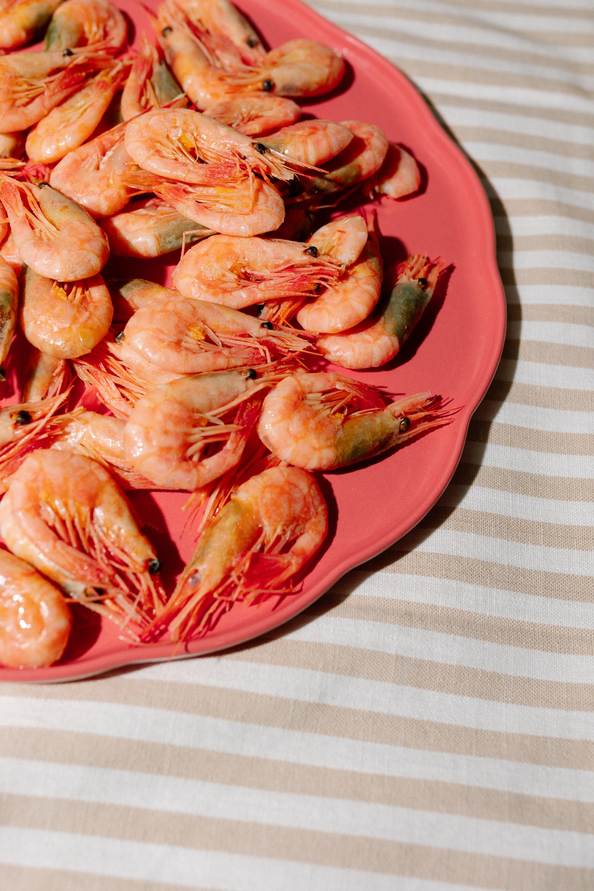 Prato de servir Emile Henry Madeleine, Bubbelgum, redondo Emile Henry