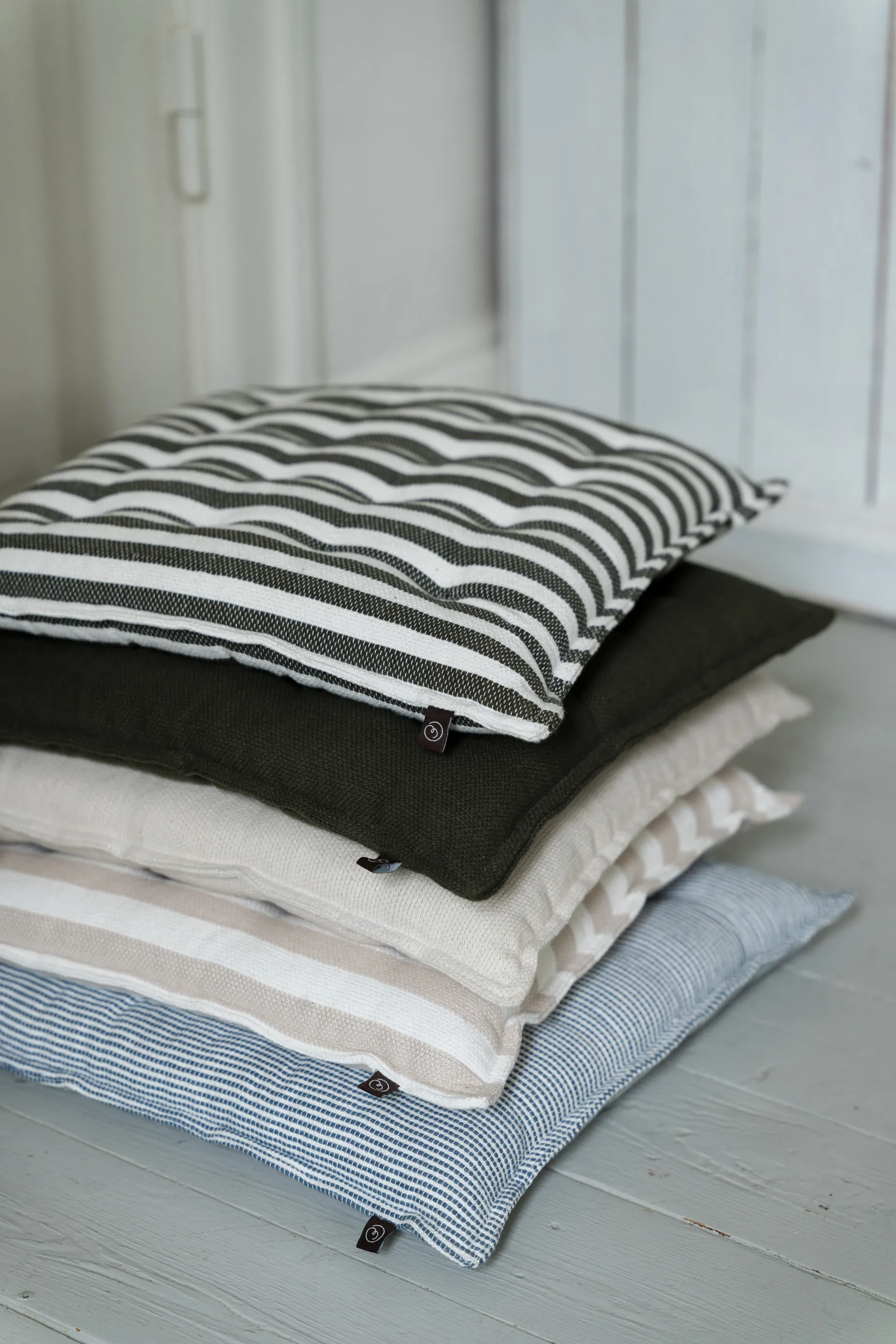 Almofada de assento Ernst 40x40cm, Azul-branco ERNST