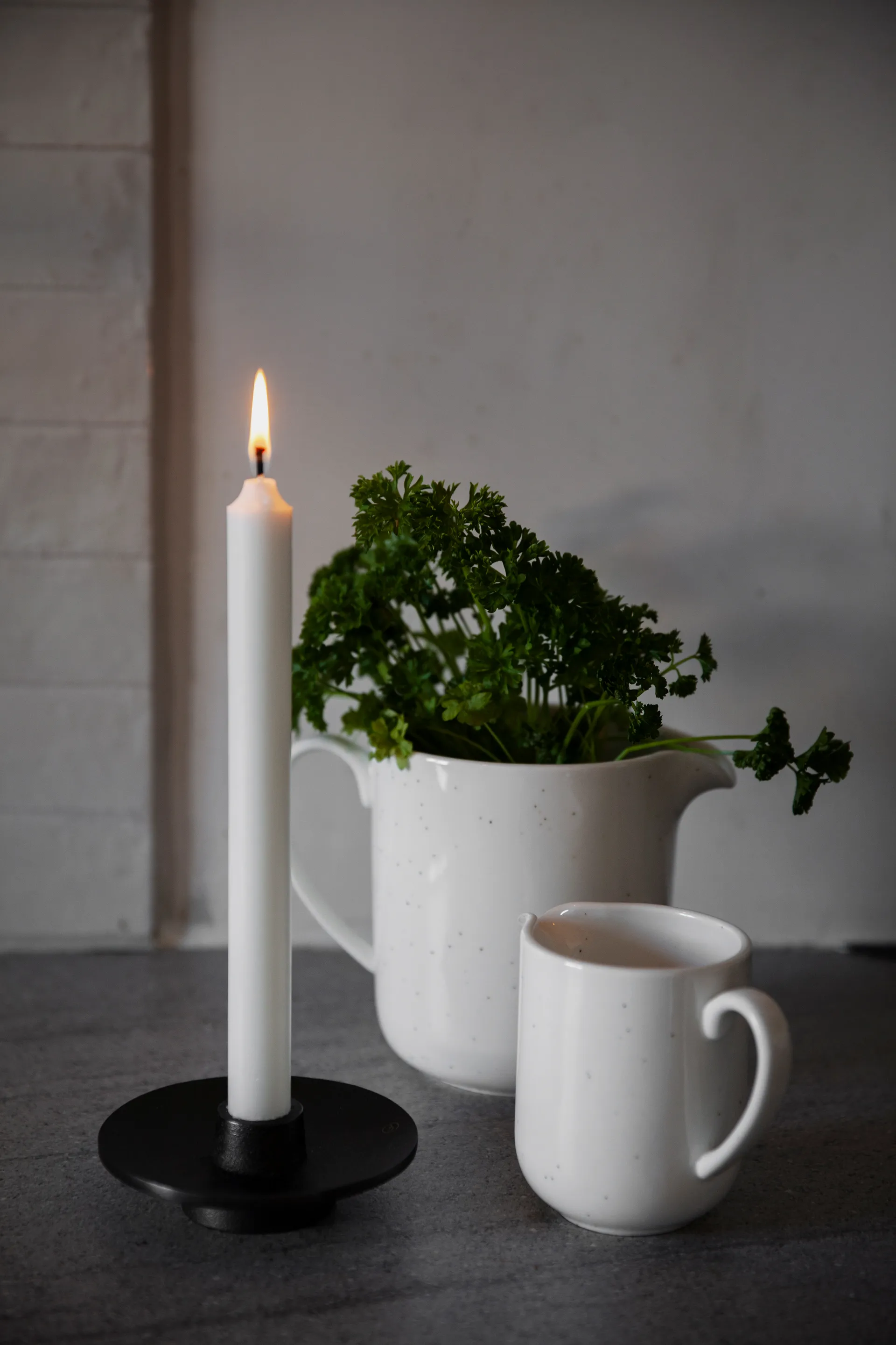 Castiçal Ernst alumínio Ø12 cm, Preto  ERNST