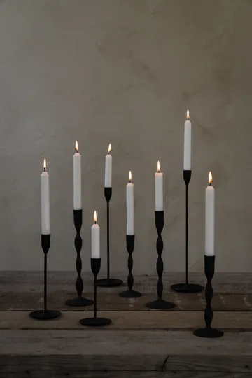 Castiçal Ernst em metal preto - 24,5 cm - ERNST