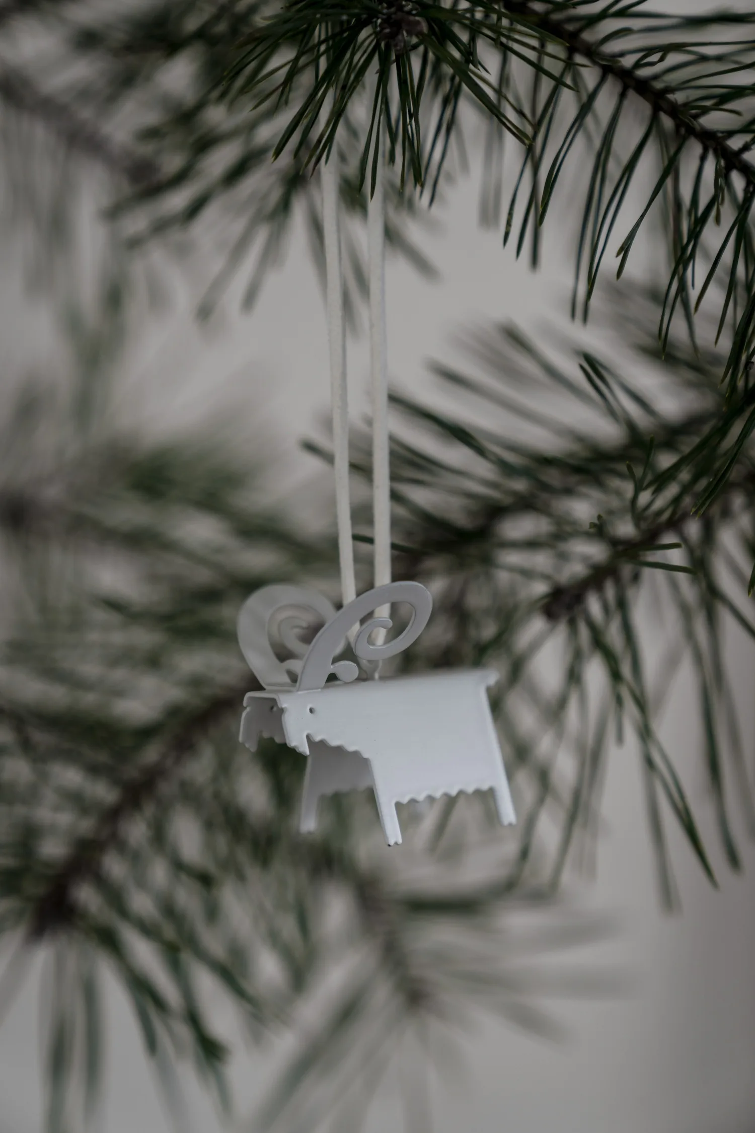 Enfeite de Natal Ernst cabra, 2 un., Branco 5 cm ERNST