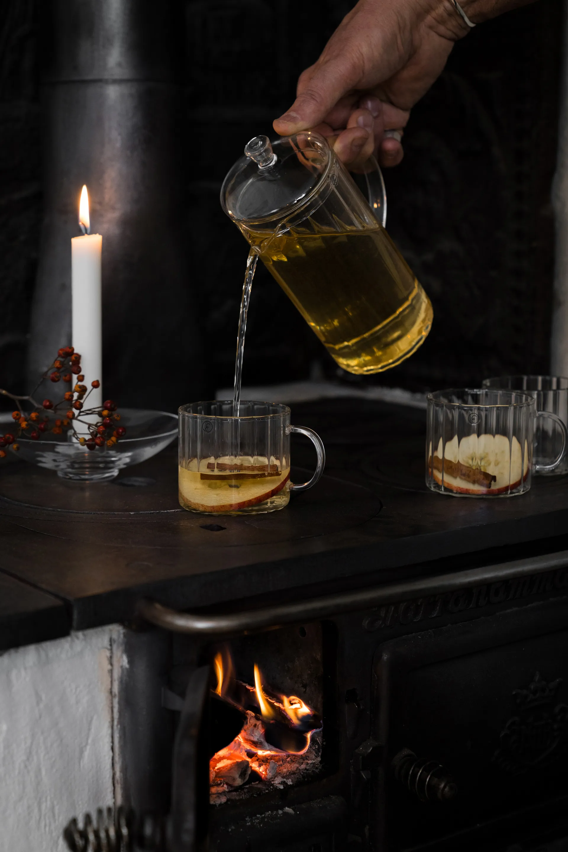 Ernst jarro de vidro estriada 1 L, Claro ERNST