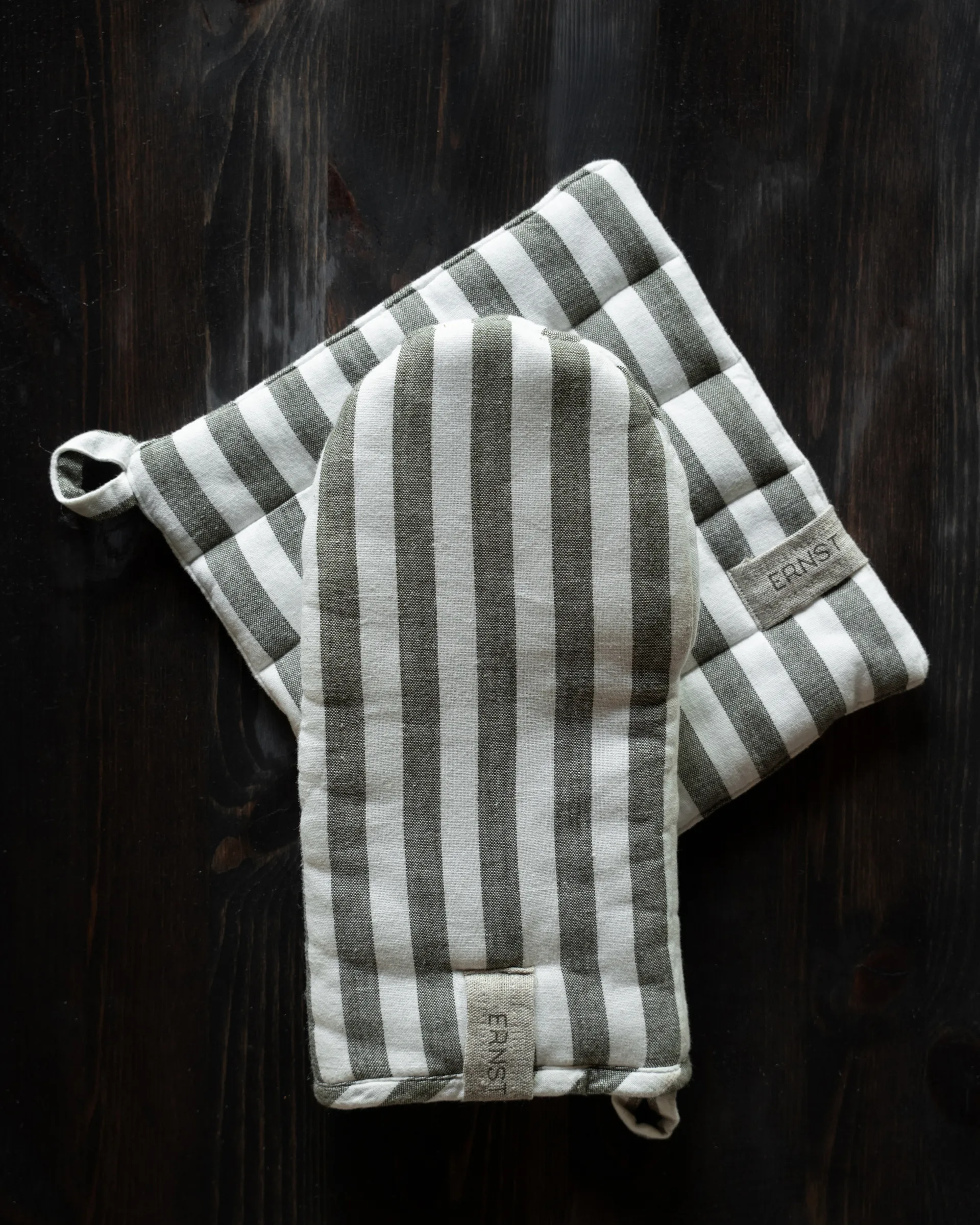 Ernst pega de forno às riscas largas 23x25 cm, Sálvia-branco ERNST