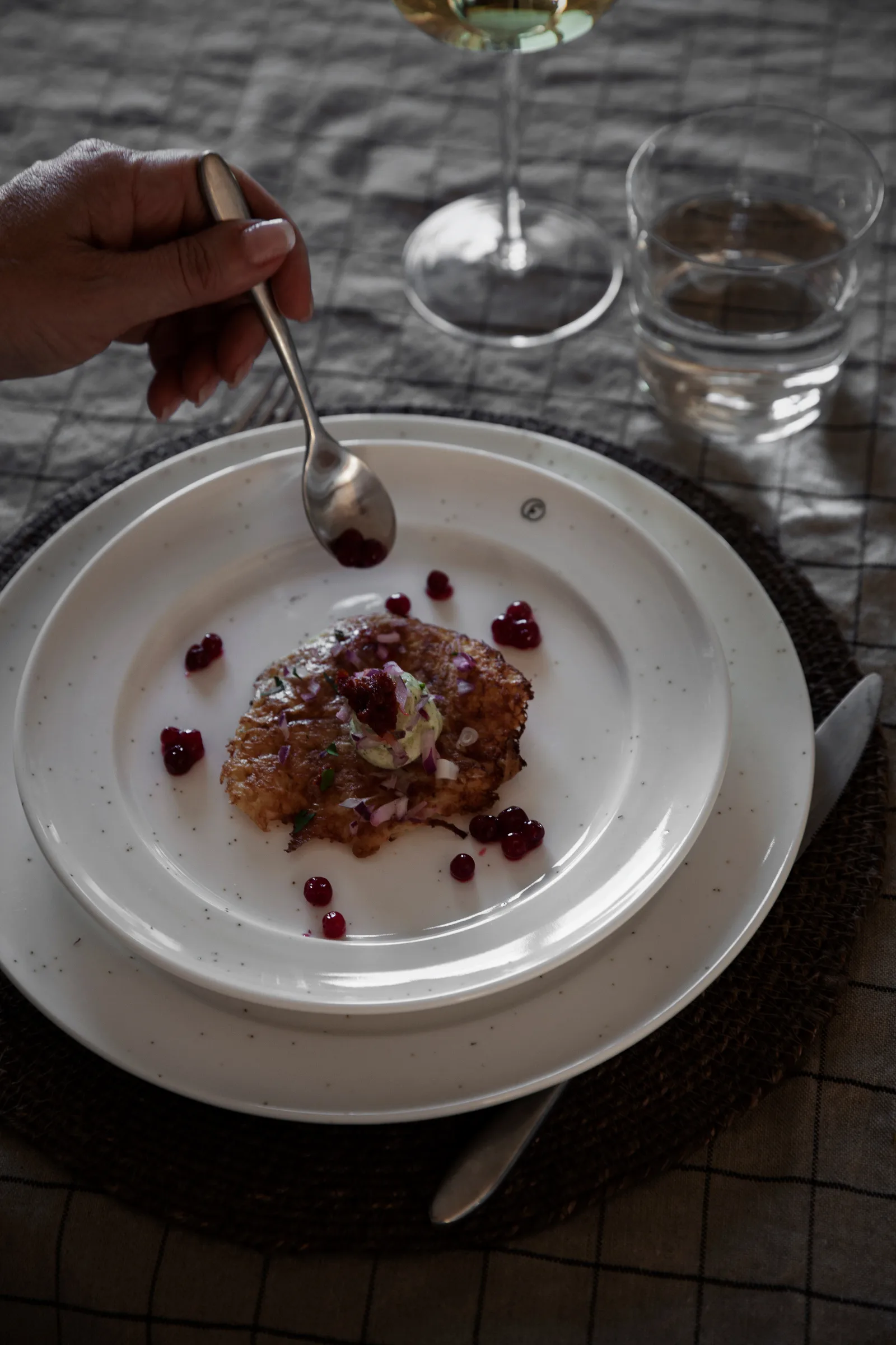 Ernst prato pequeno Ø22 cm, Baunilha ERNST