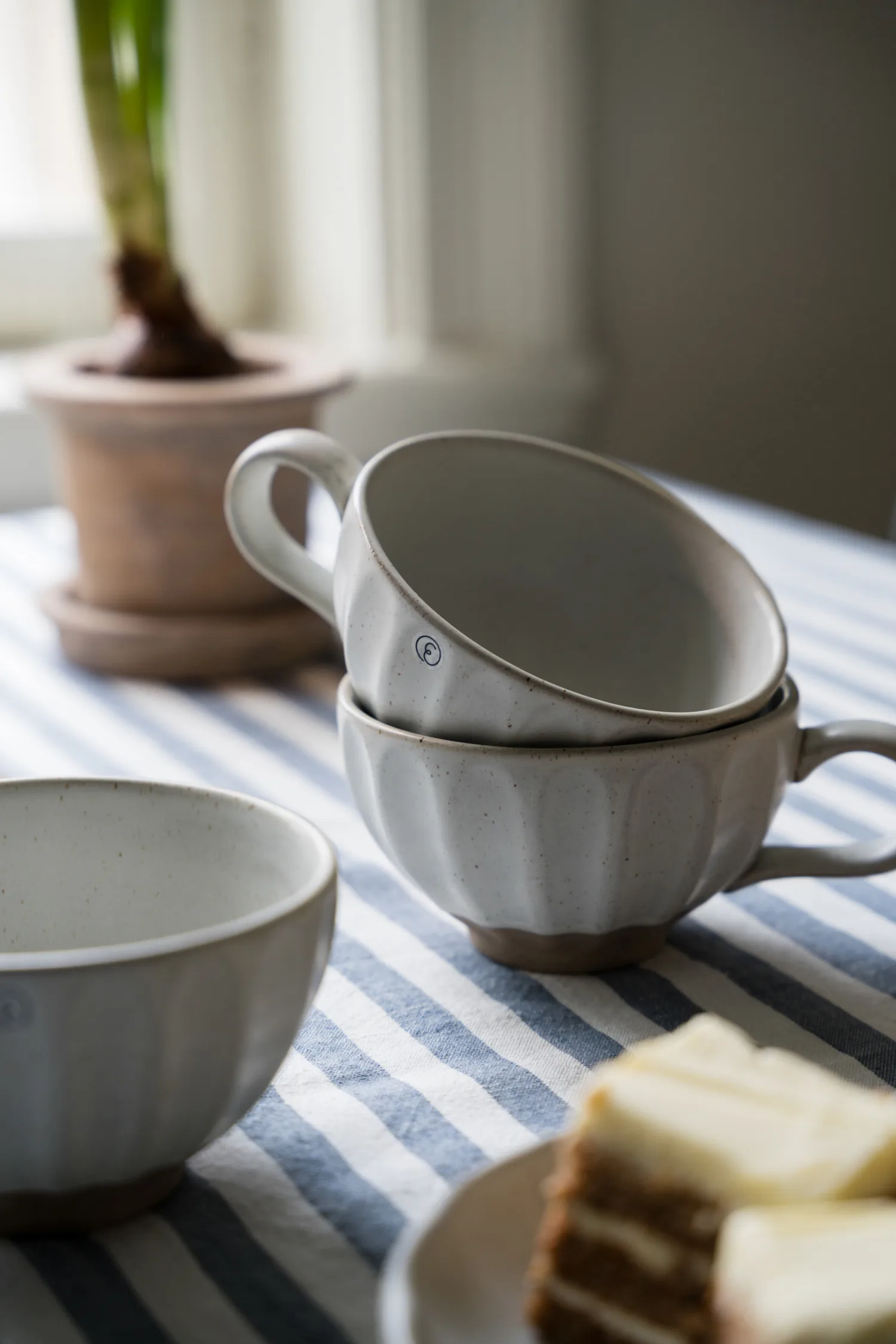 Ernst toalha de mesa às riscas 145x300 cm, Azul-branco ERNST