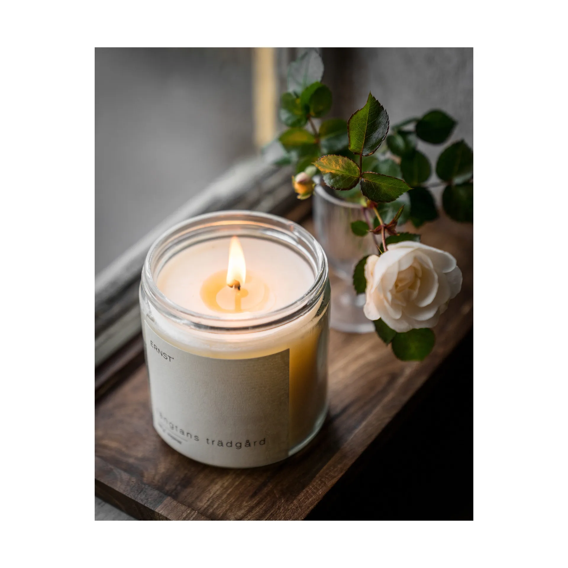 Vela perfumada Ernst em vidro com tampa Ø7,2 cm, Jardim da Saudade ERNST