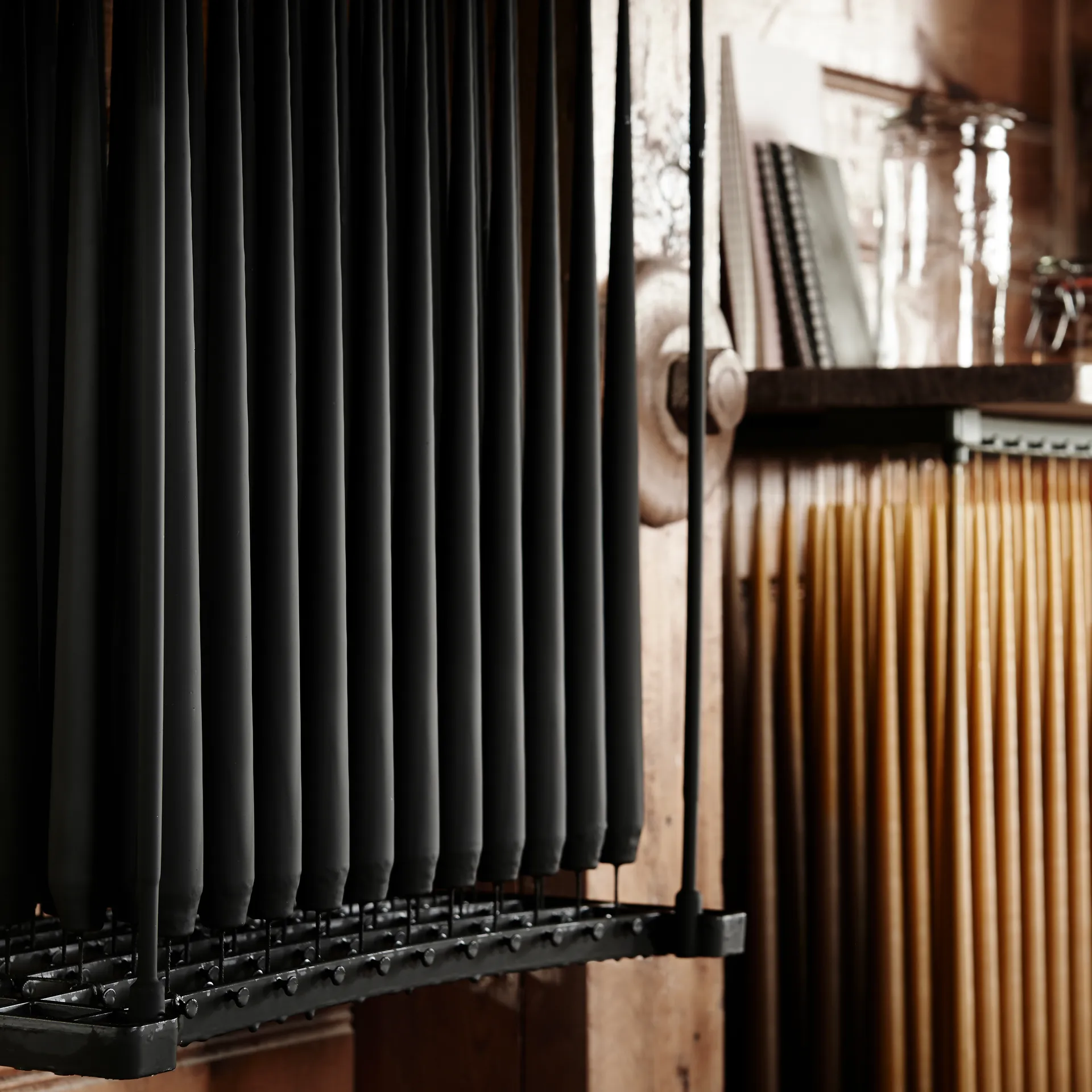 Velas ester & erik 4 un. mate, raw black, 32 cm ester & erik