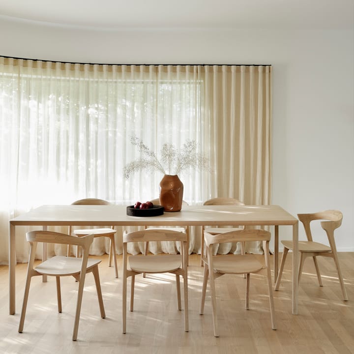 Air mesa de jantar, Carvalho lacado 140 cm Ethnicraft