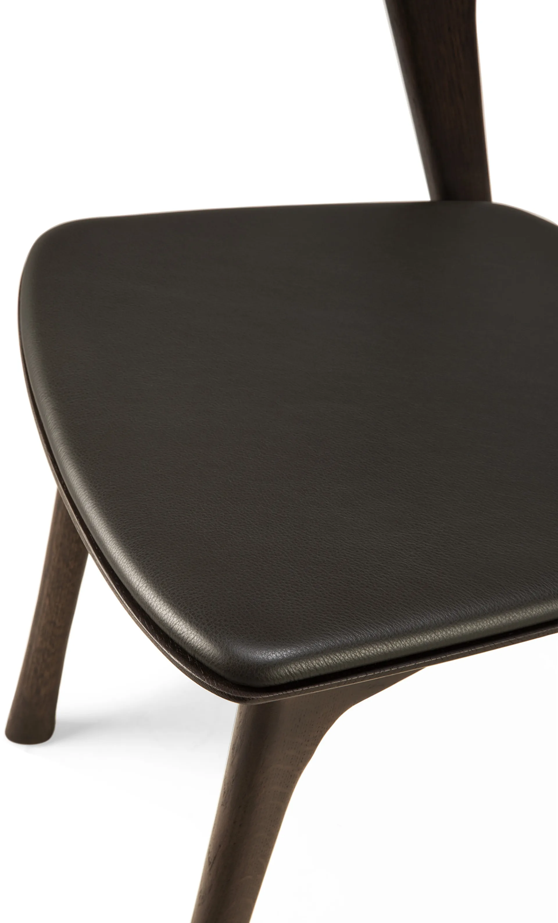 Bok cadeira com assento em couro, Carvalho cor de noz-couro castanho Ethnicraft