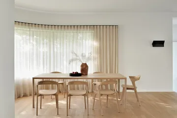 Bok mesa de jantar 200x95 cm - Carvalho envernizado com cera dura - Ethnicraft