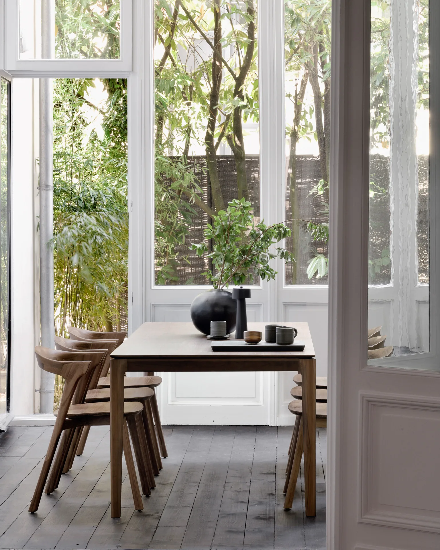 Bok mesa de jantar 220x95 cm, Lacado teca brown Ethnicraft