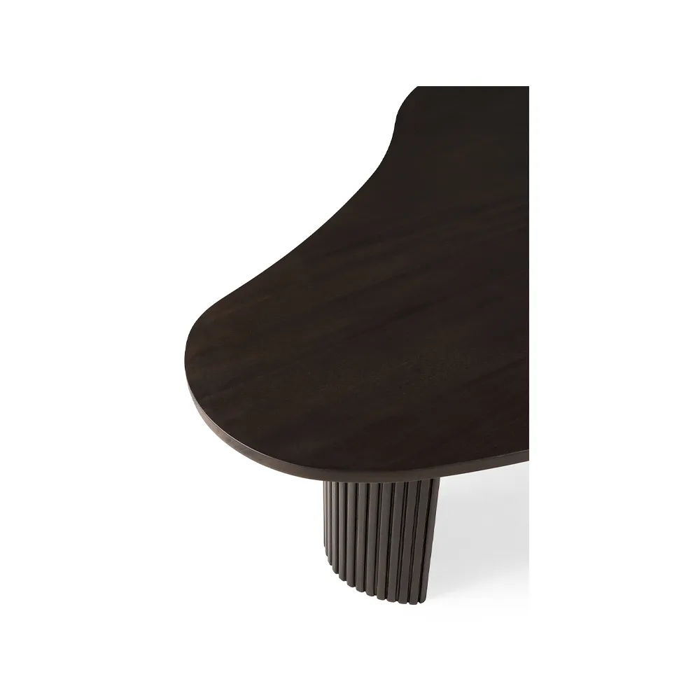 Boomerang mesa de centro, Mogno castanho escuro 126x74x40 cm Ethnicraft