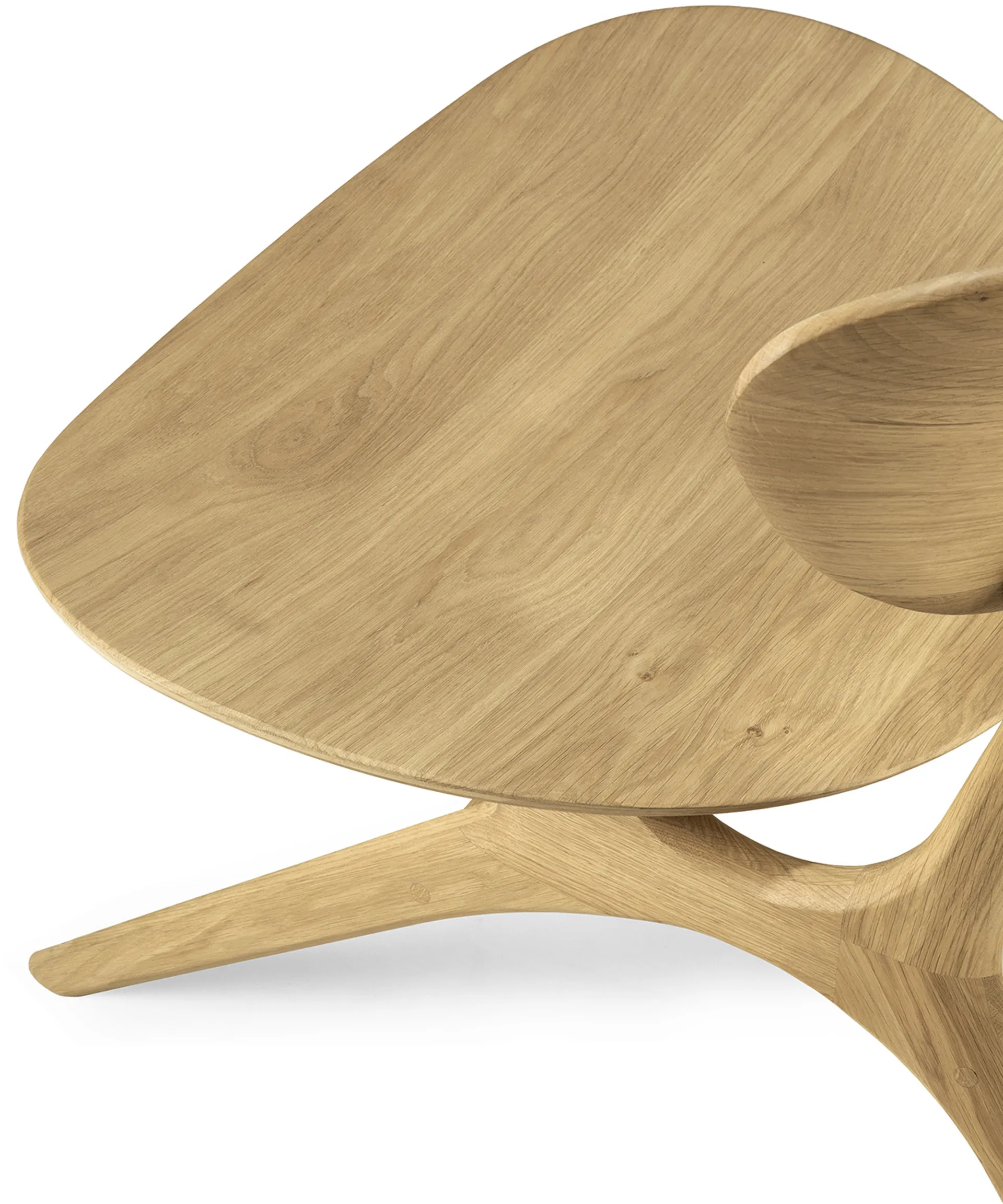 Eye poltrona de lounge, Carvalho envernizado com cera dura Ethnicraft