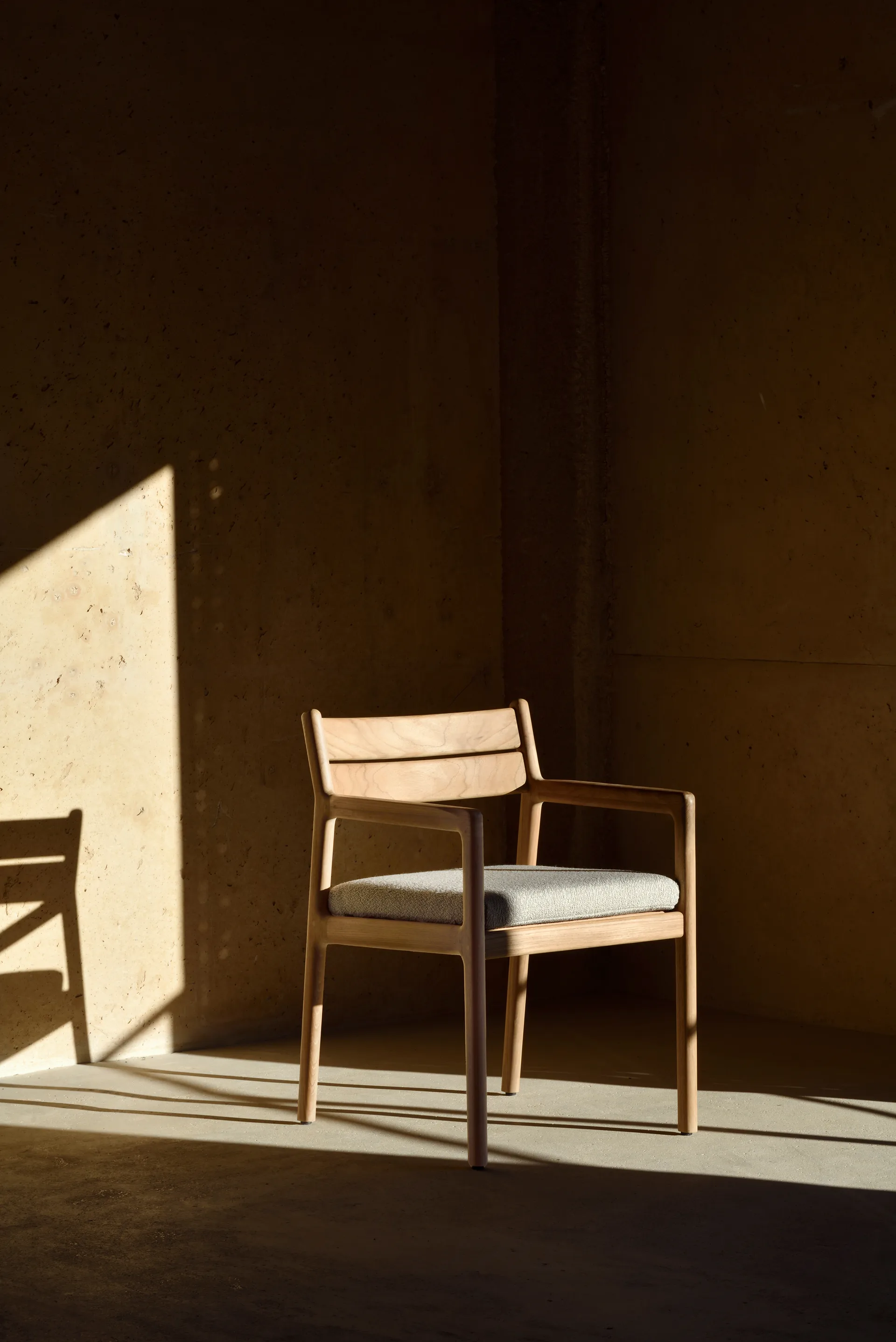 Jack Outdoor Dining cadeira com braços, Natural Ethnicraft