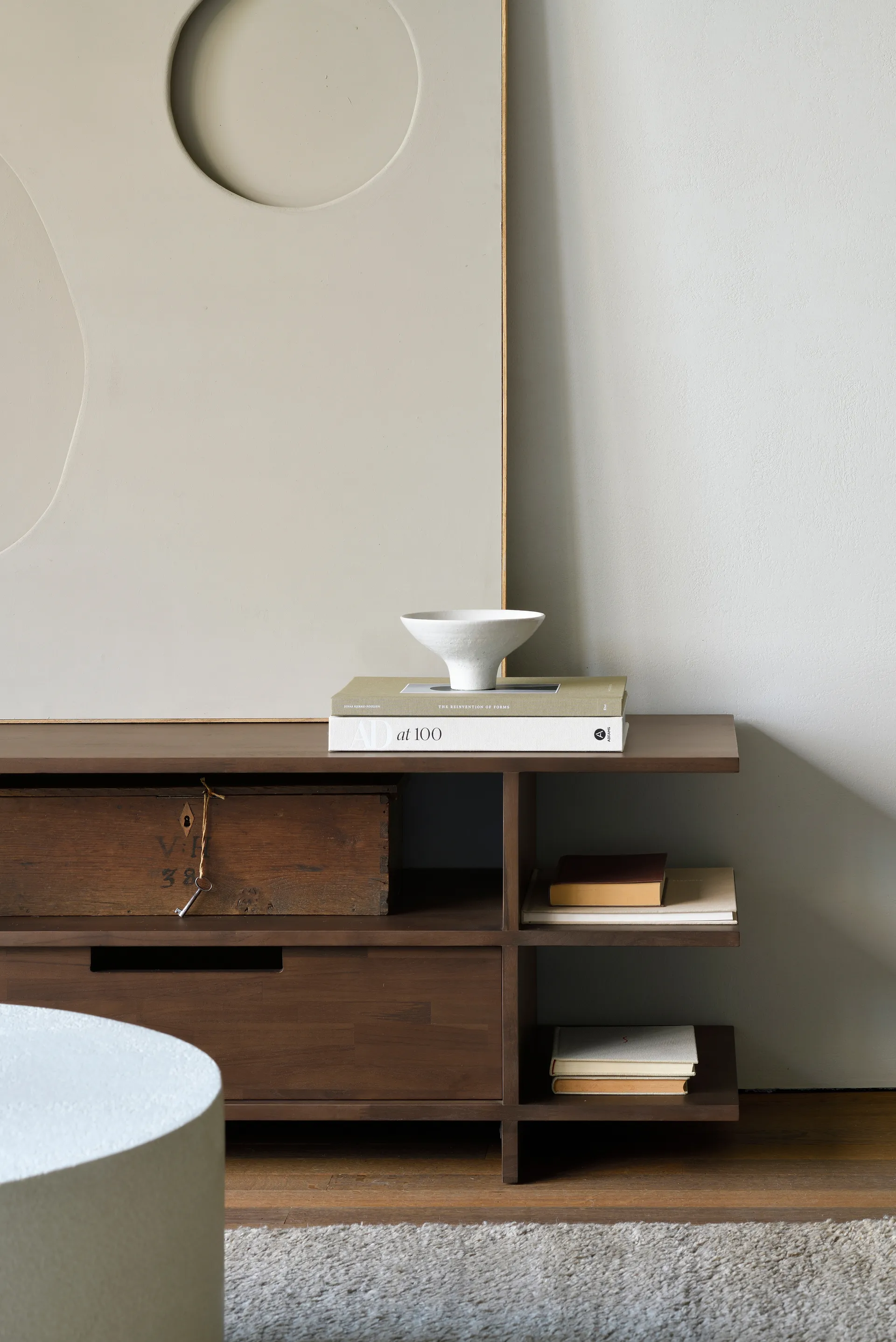 Kabuki móvel de TV, Teak escurecida Ethnicraft